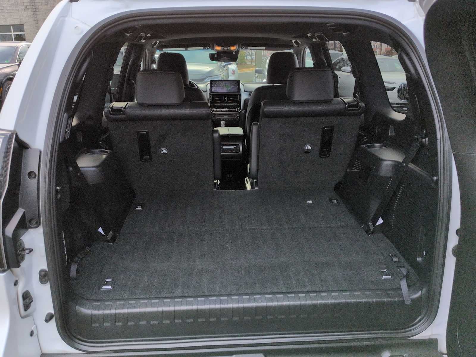 2023 Lexus GX Luxury