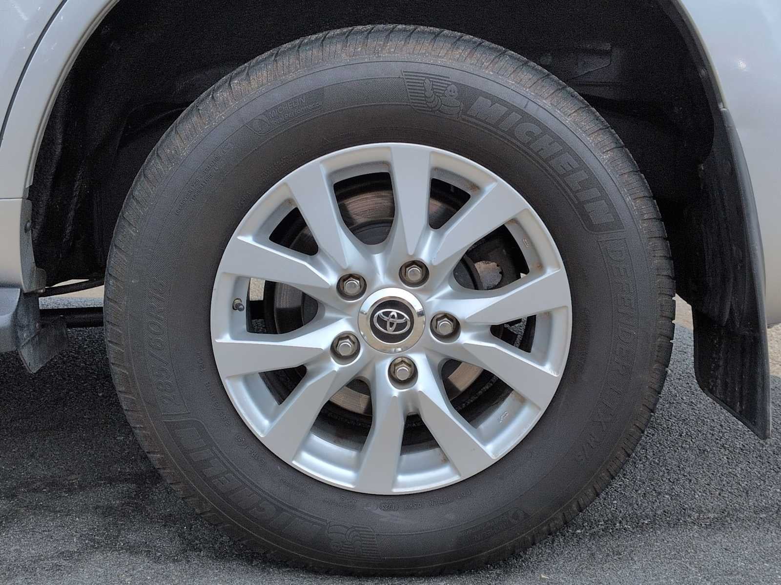 2018 Toyota Land Cruiser 4WD (Natl)