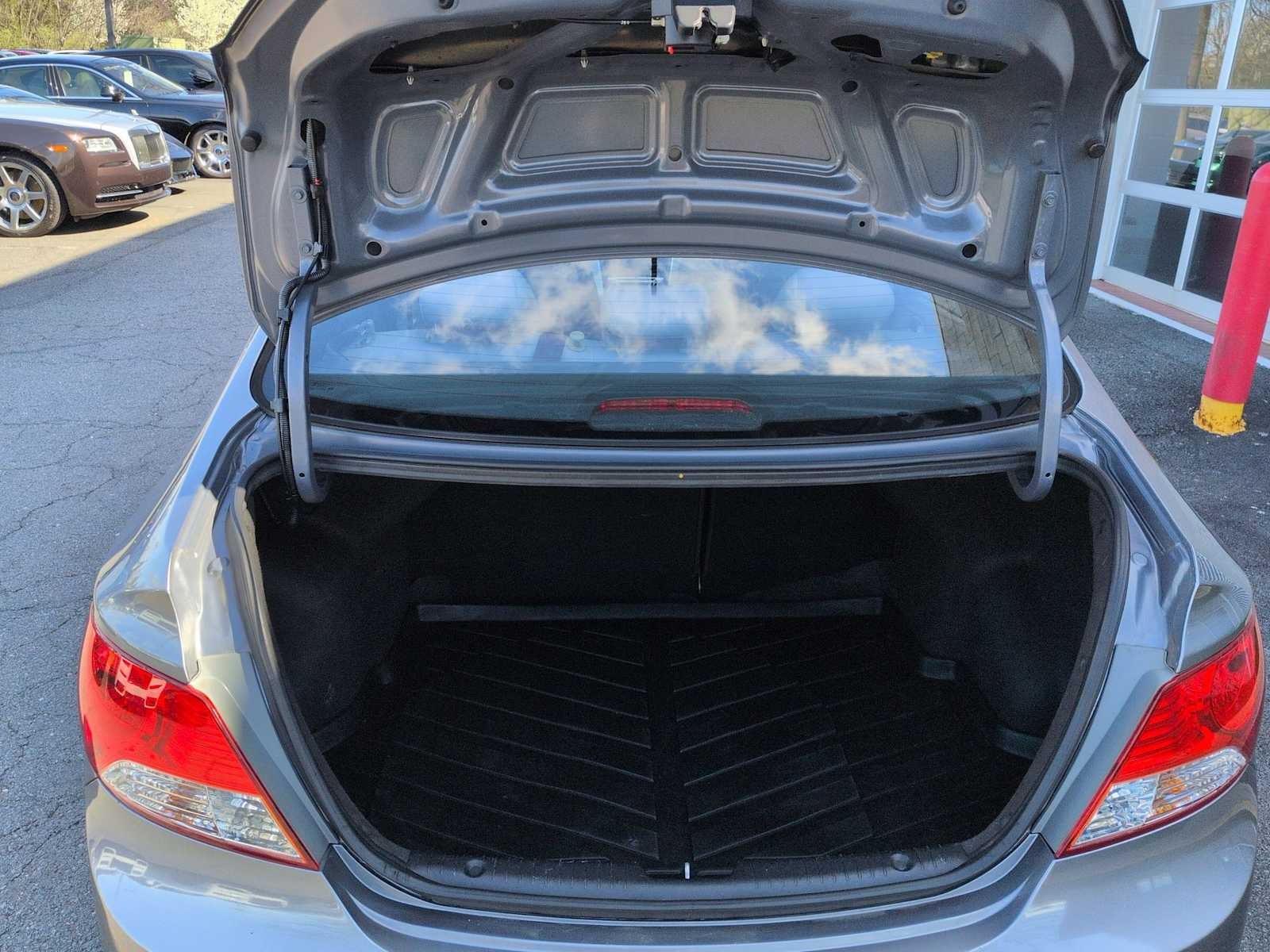 2014 Hyundai Accent GLS