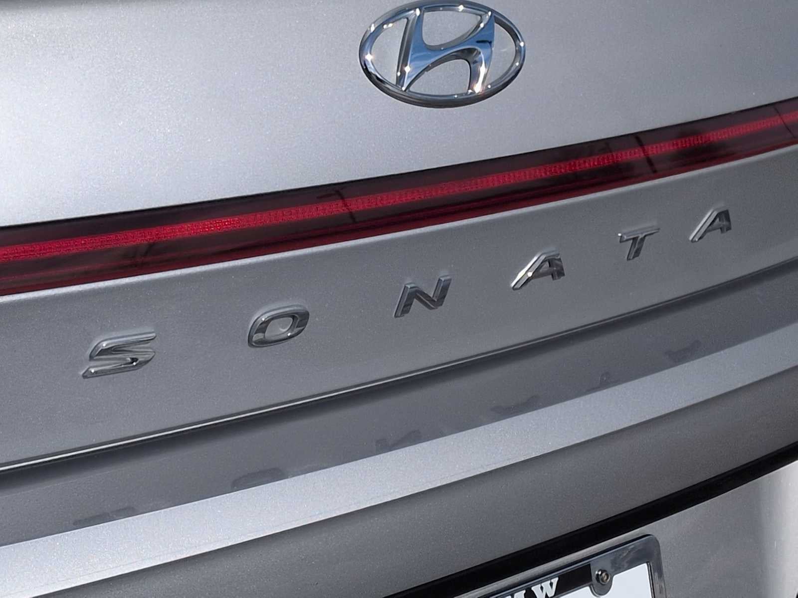 2023 Hyundai Sonata Hybrid Limited