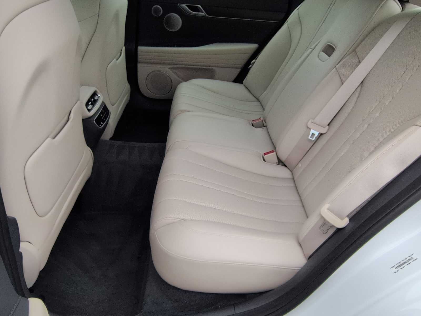 2022 Genesis G80 2.5T