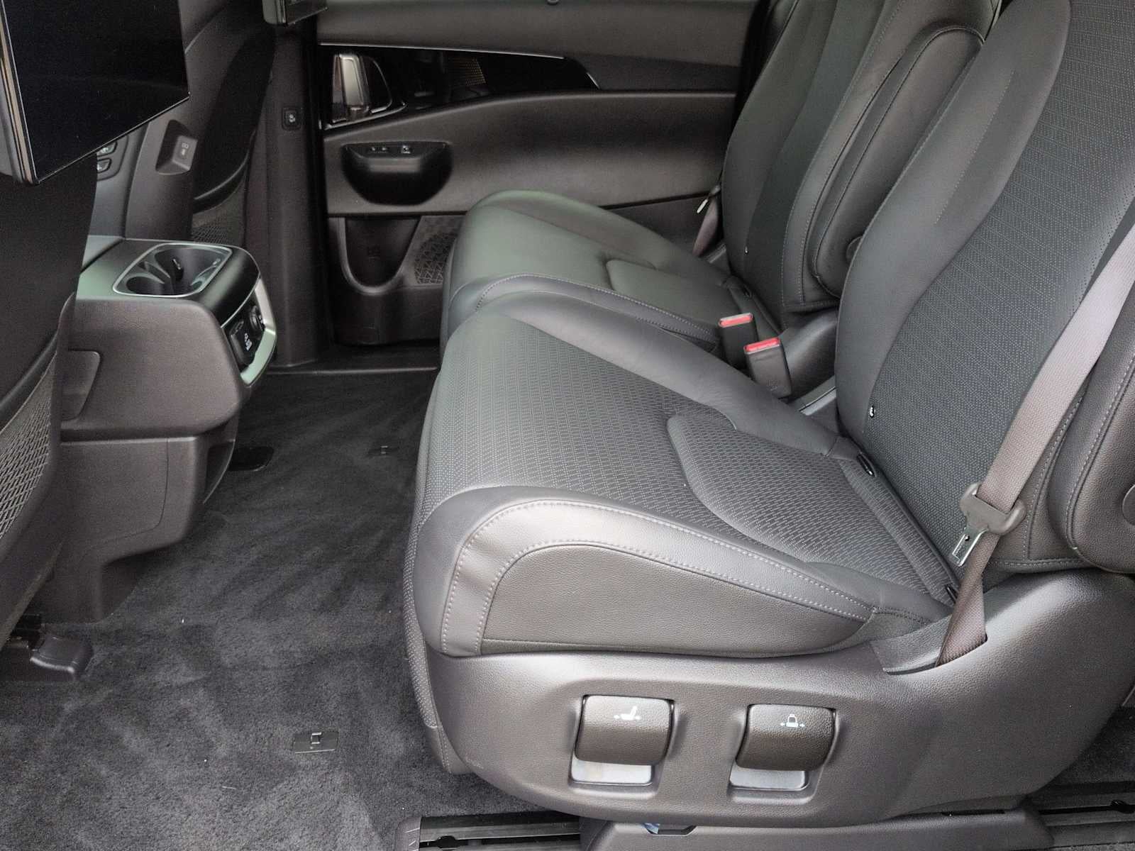 2025 Kia Carnival SX Prestige