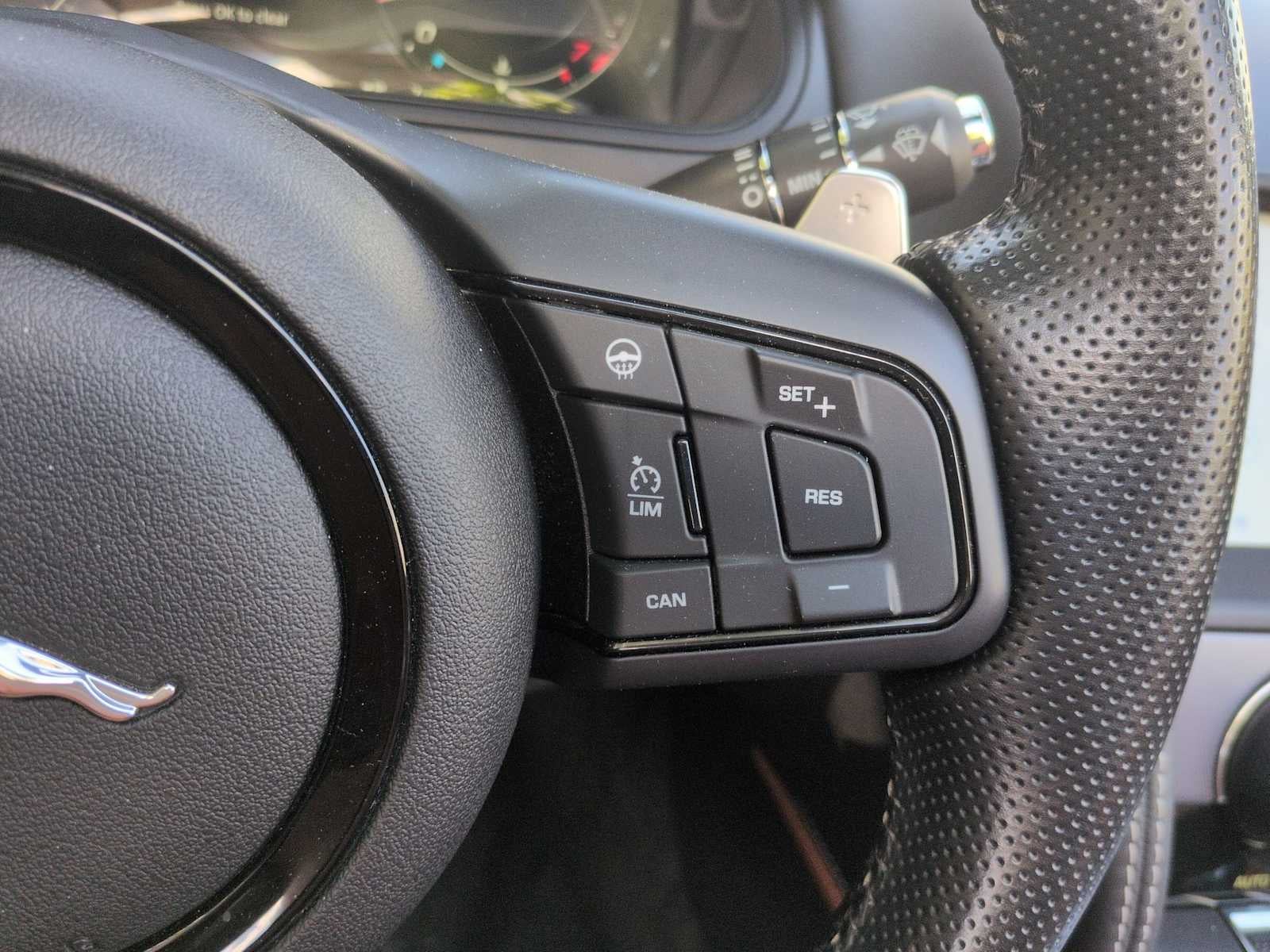 2021 Jaguar F-TYPE R