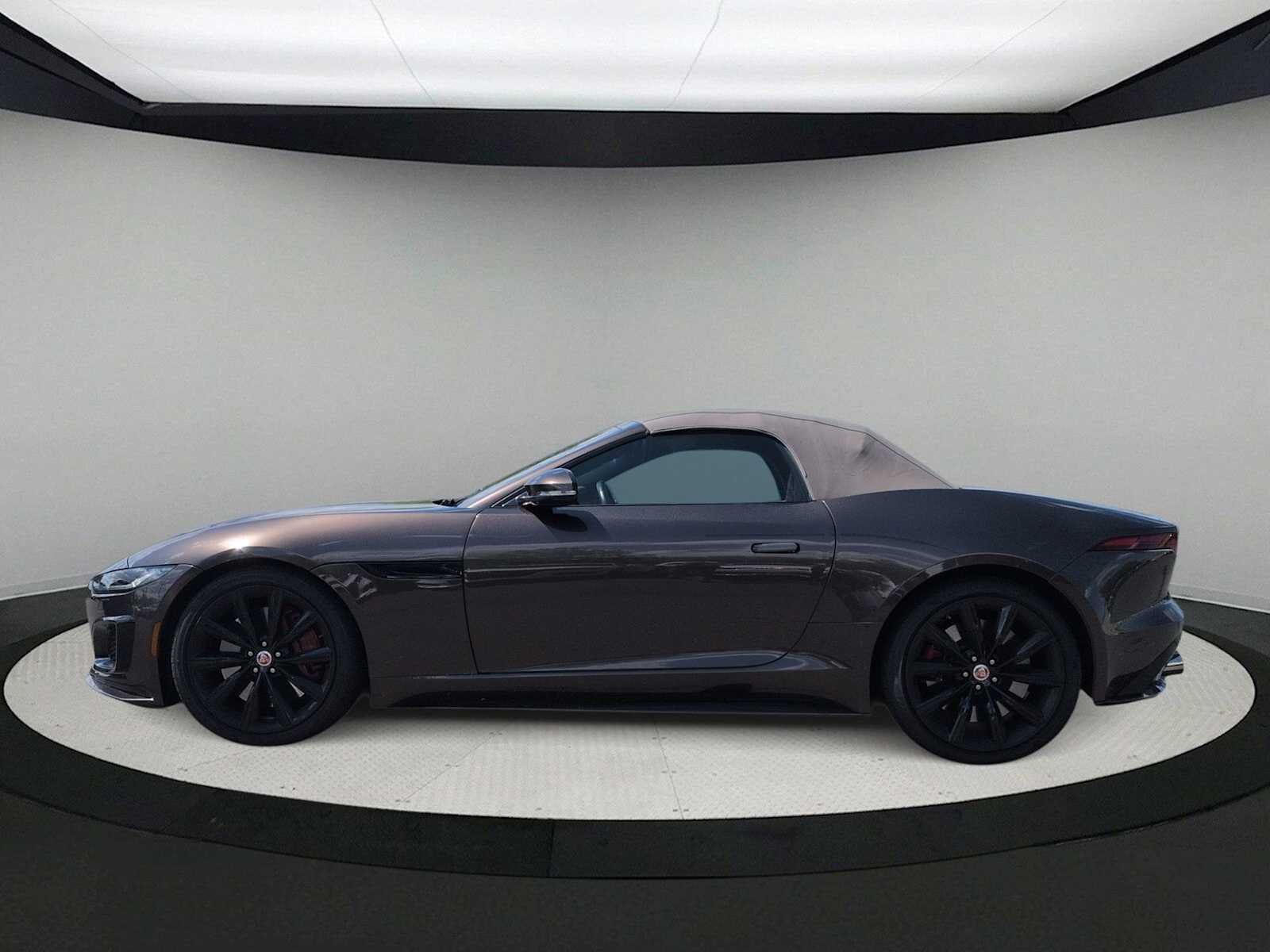 2021 Jaguar F-TYPE R