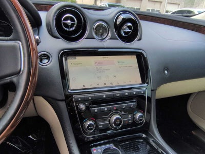 2019 Jaguar XJ XJ50 V6