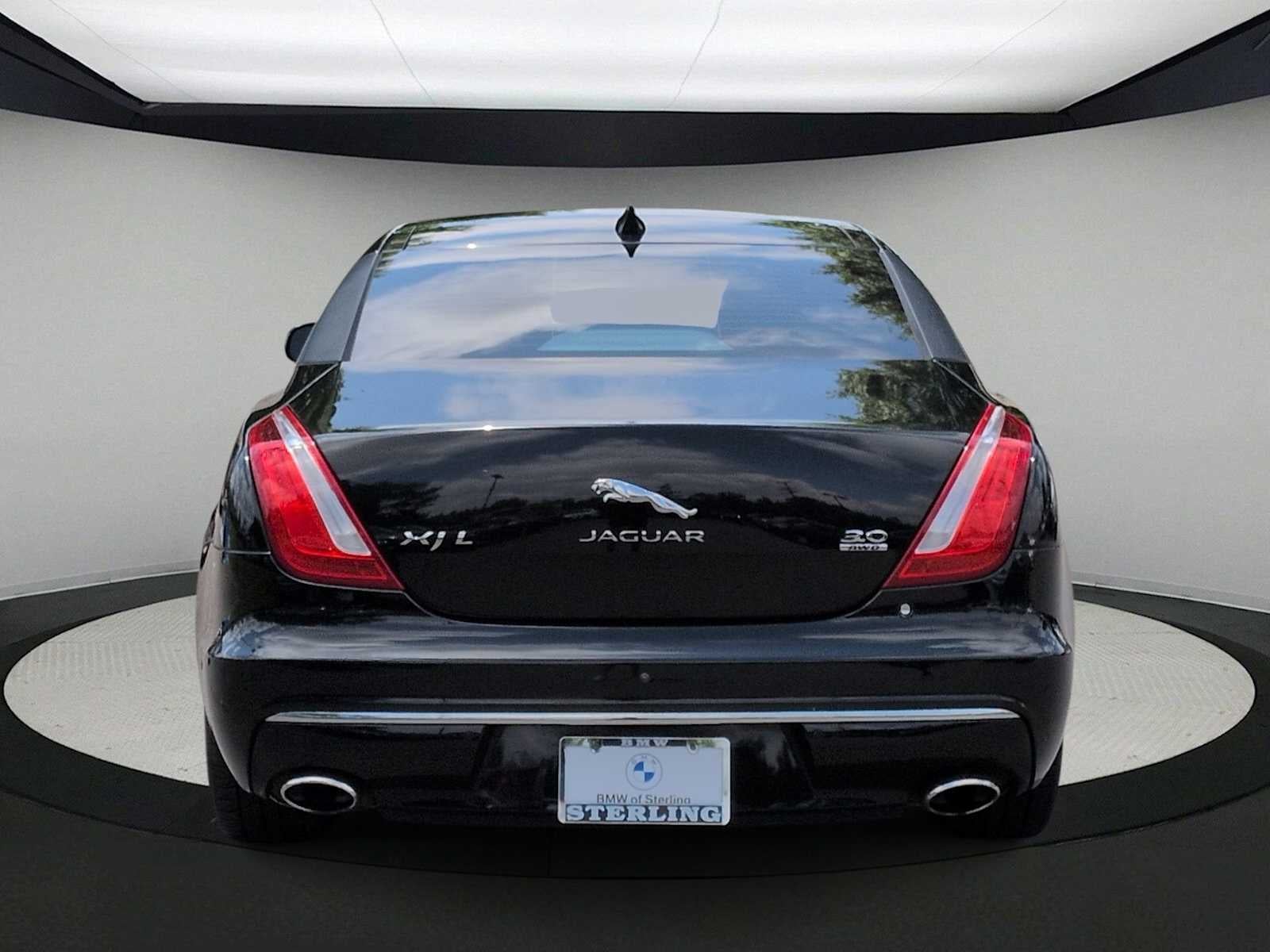 2019 Jaguar XJ XJ50 V6