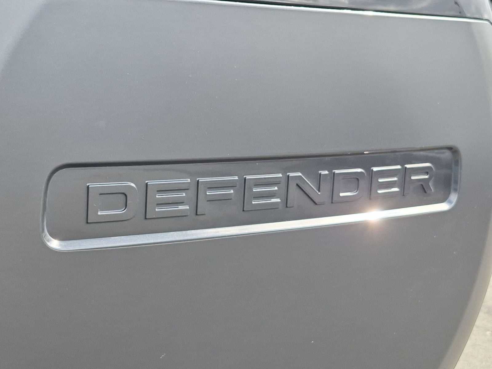 2024 Land Rover Defender Carpathian Edition