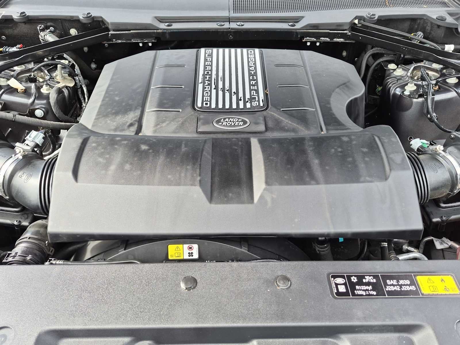 2024 Land Rover Defender Carpathian Edition