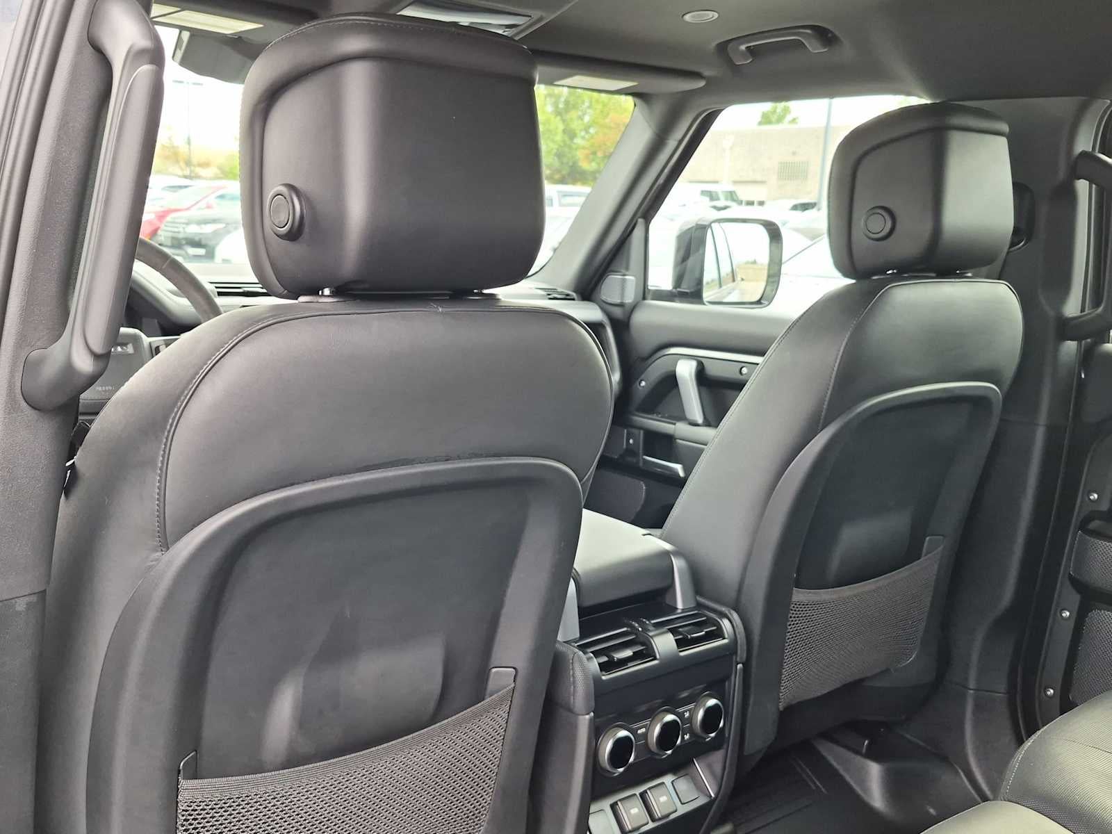 2024 Land Rover Defender Carpathian Edition