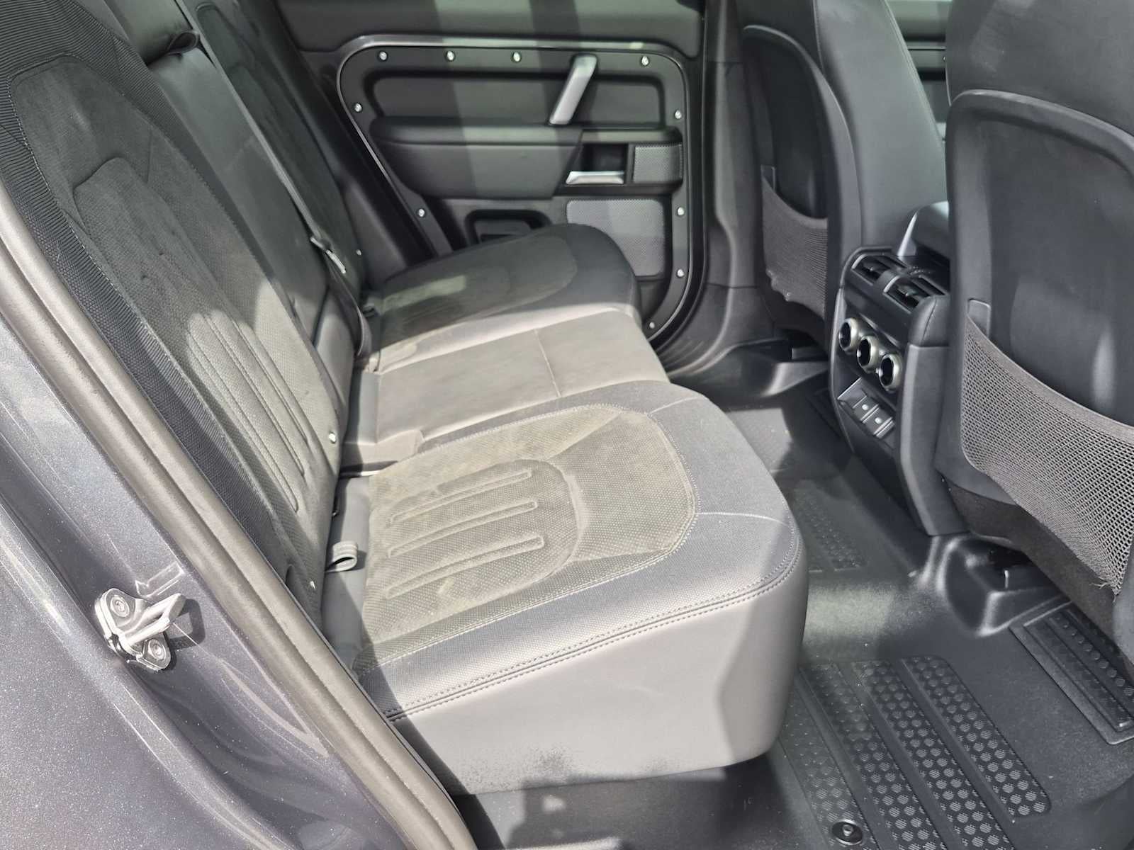 2024 Land Rover Defender Carpathian Edition