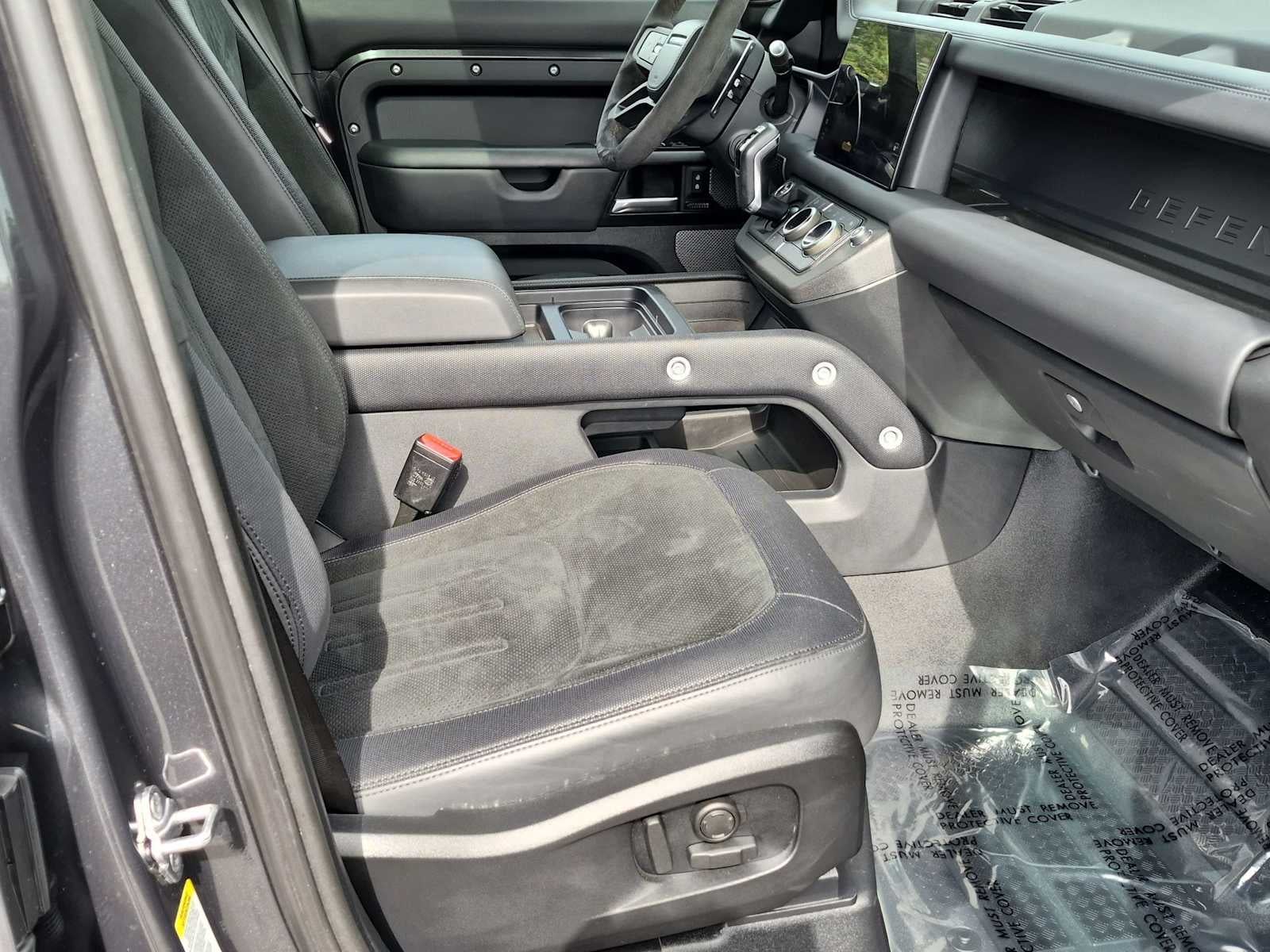 2024 Land Rover Defender Carpathian Edition