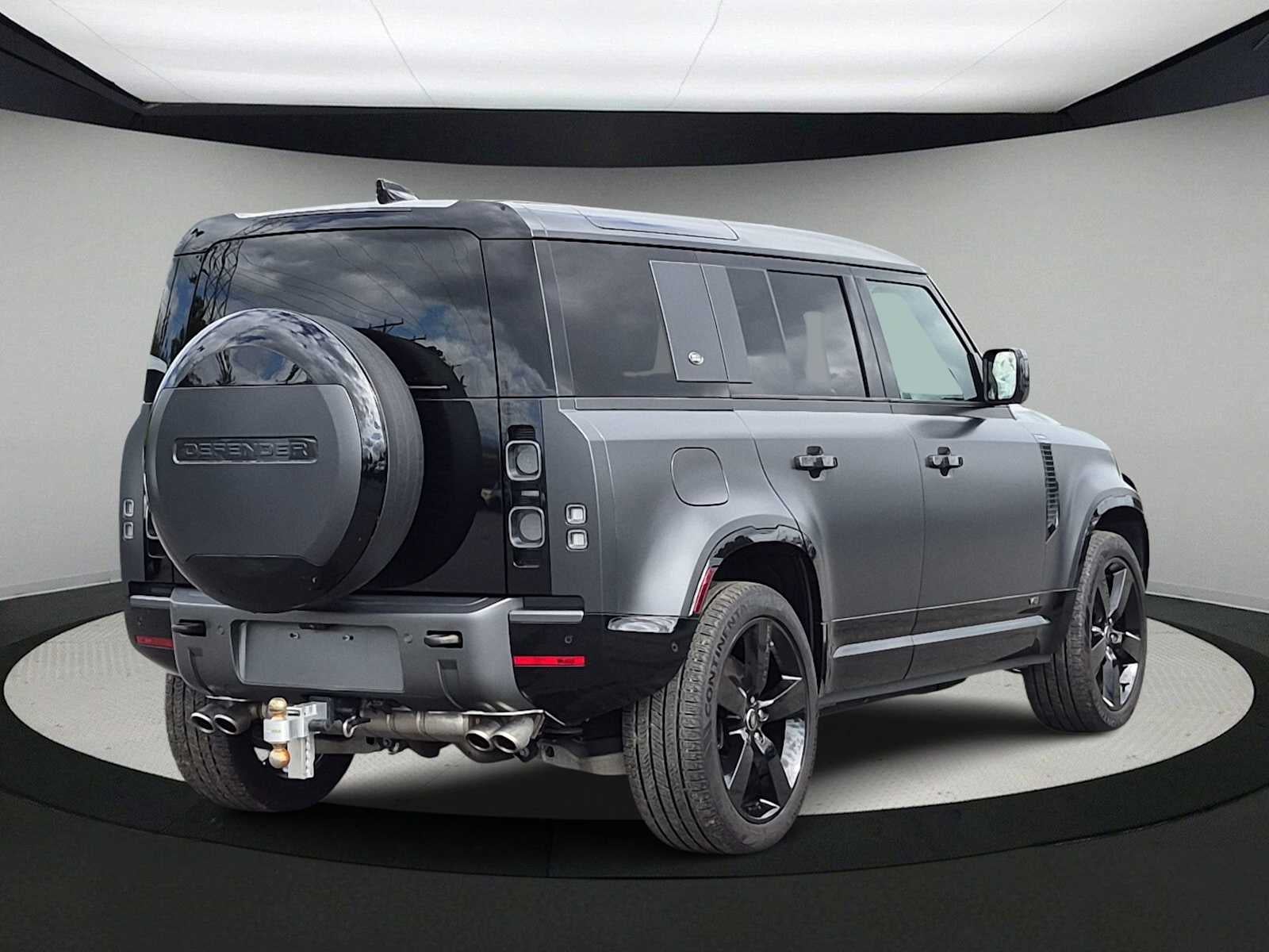 2024 Land Rover Defender Carpathian Edition