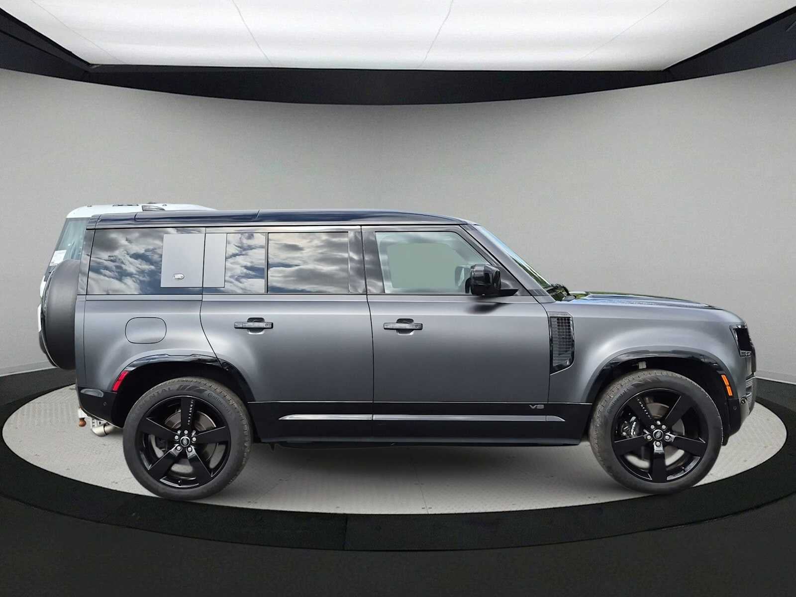 2024 Land Rover Defender Carpathian Edition