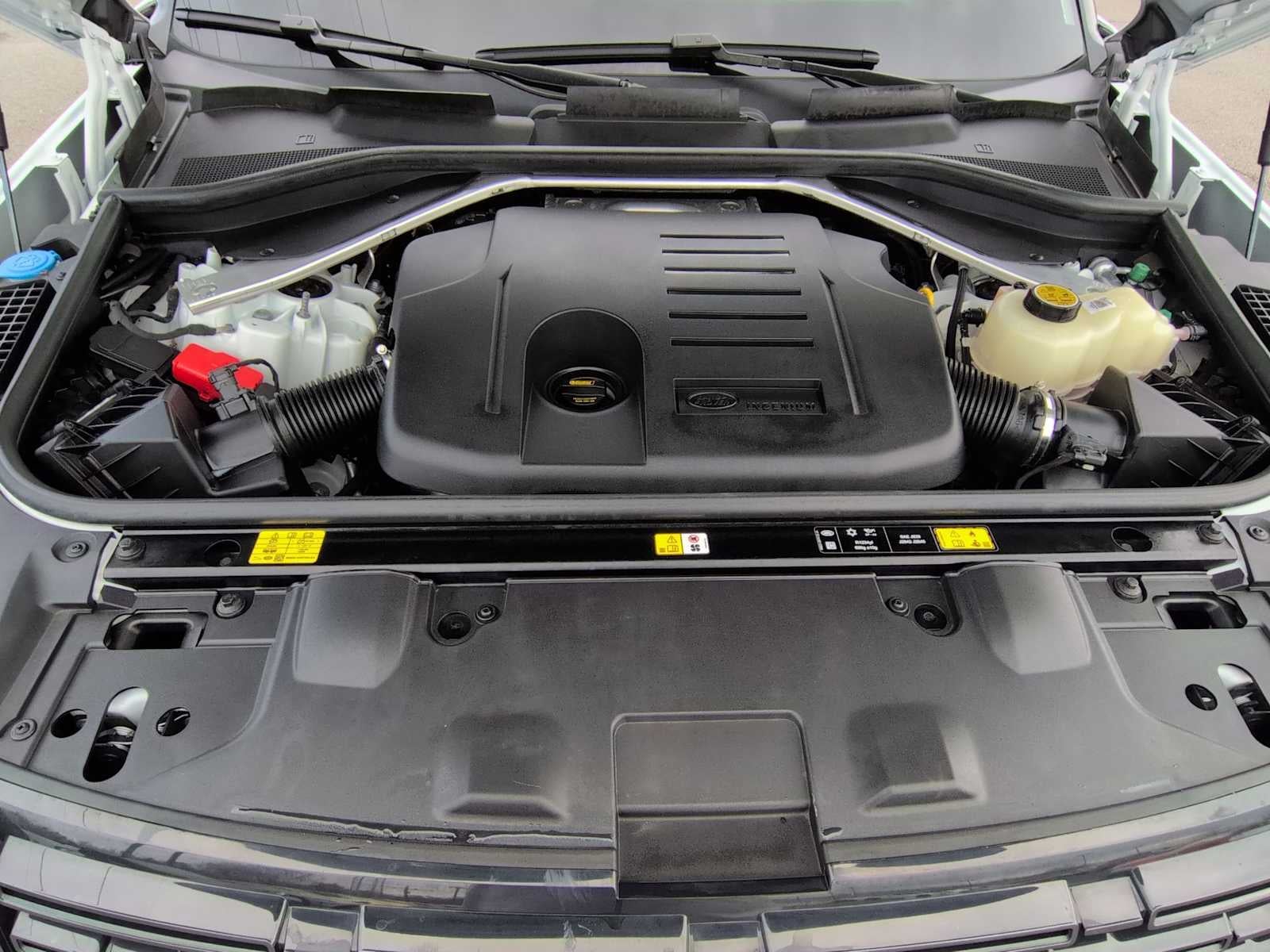 2024 Land Rover Range Rover SE