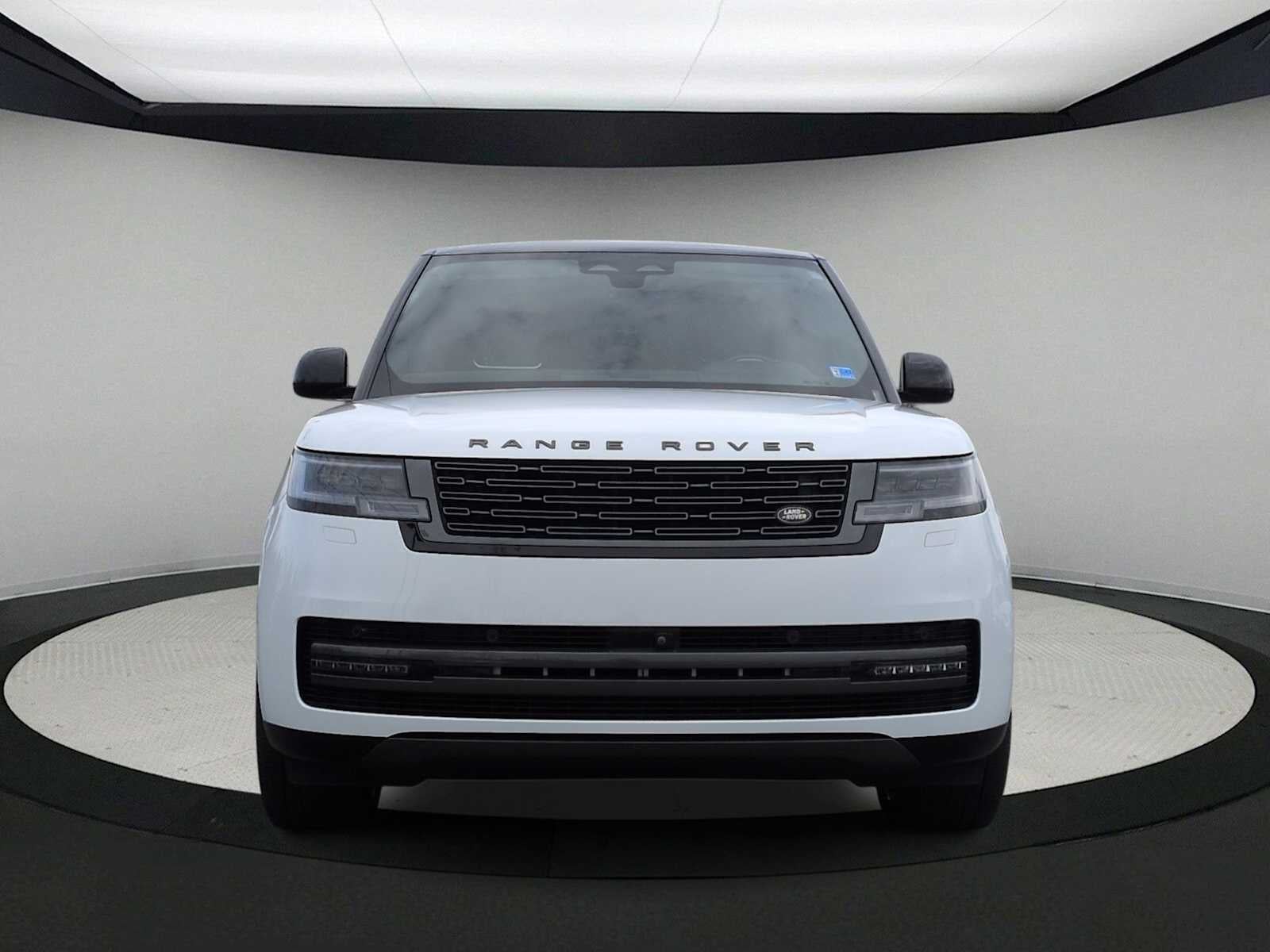 2024 Land Rover Range Rover SE