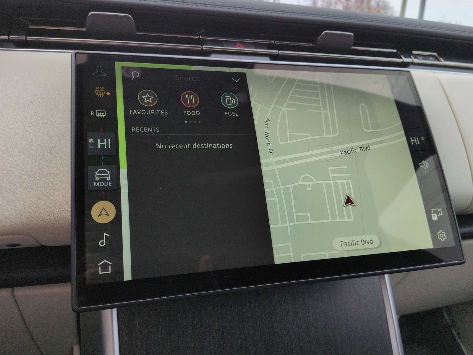 2024 Land Rover Range Rover SE