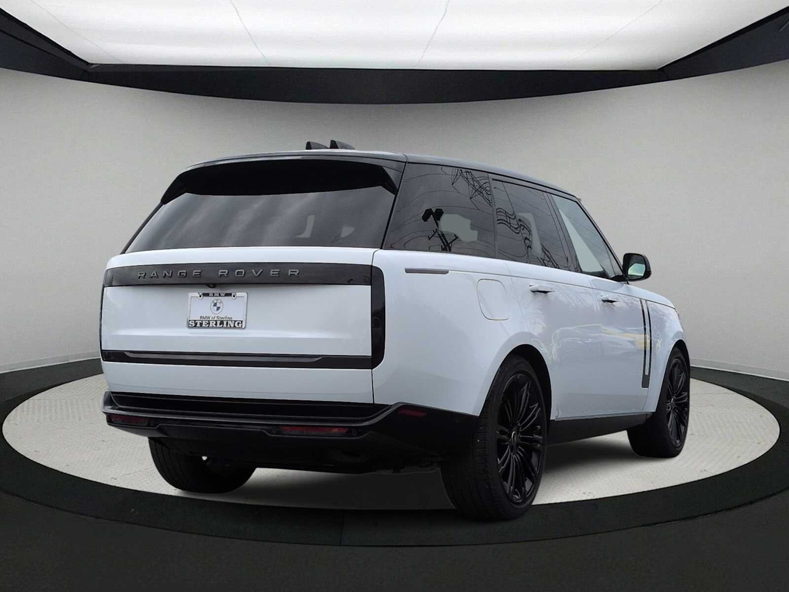 2024 Land Rover Range Rover SE