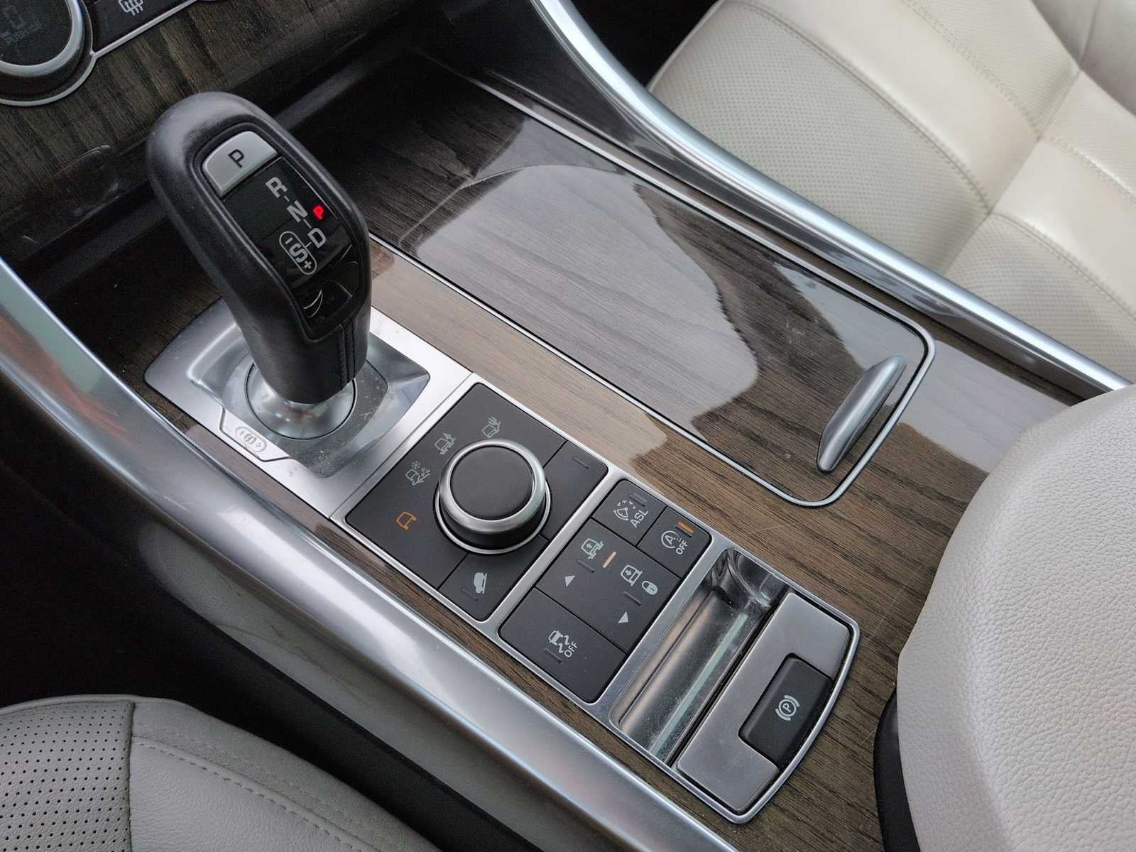 2016 Land Rover Range Rover Sport V6 SE
