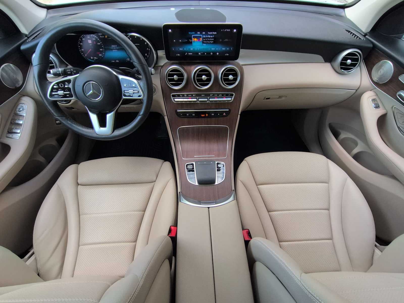 2021 Mercedes-Benz GLC 300 GLC 300