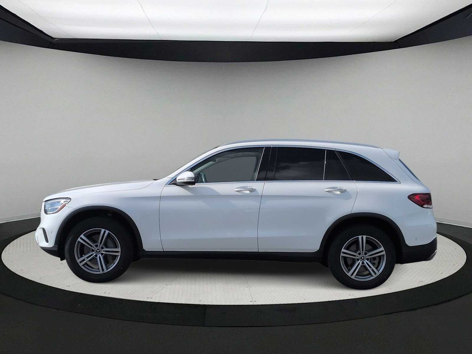 2021 Mercedes-Benz GLC 300 GLC 300