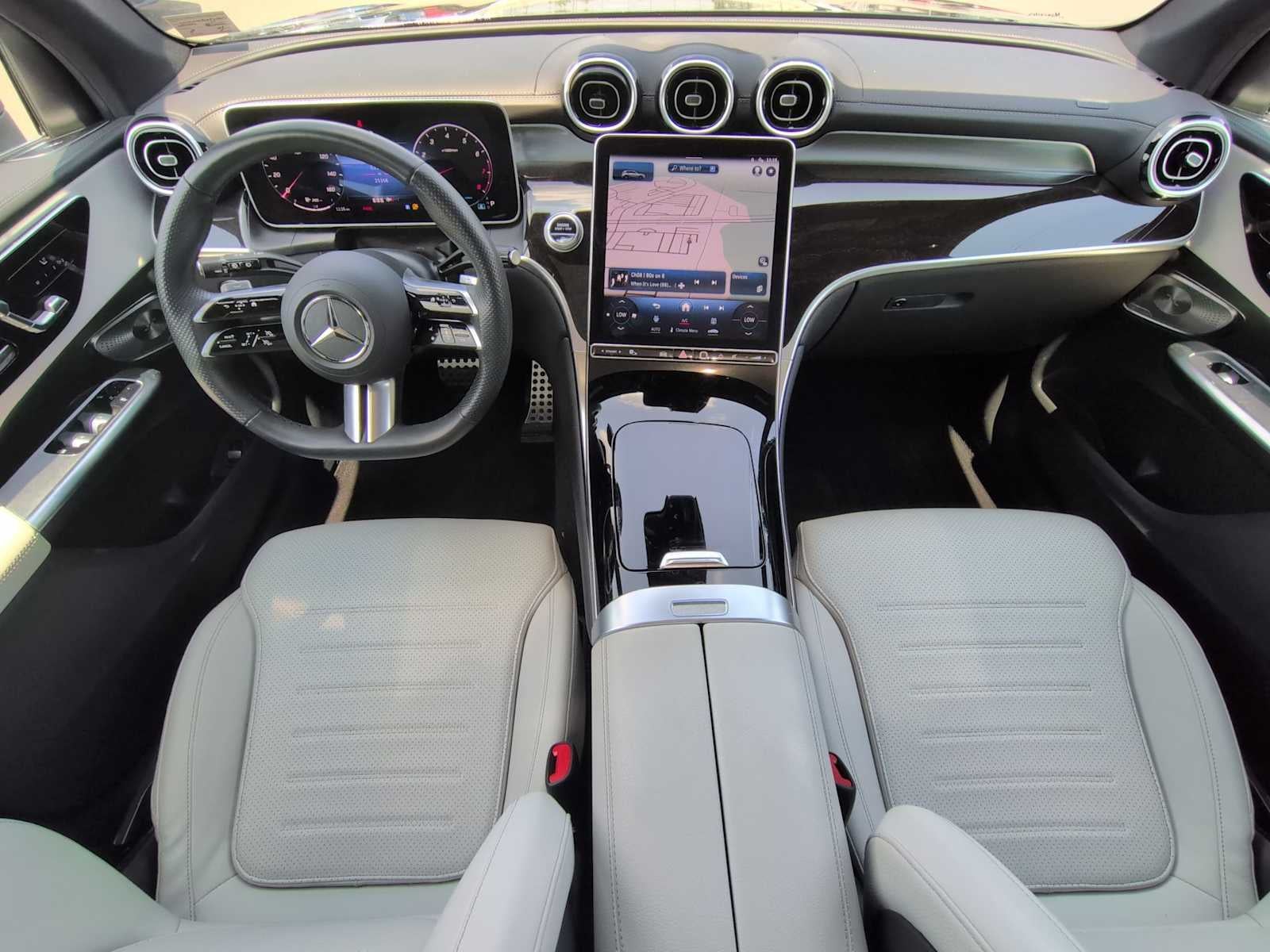 2024 Mercedes-Benz GLC 300 GLC 300