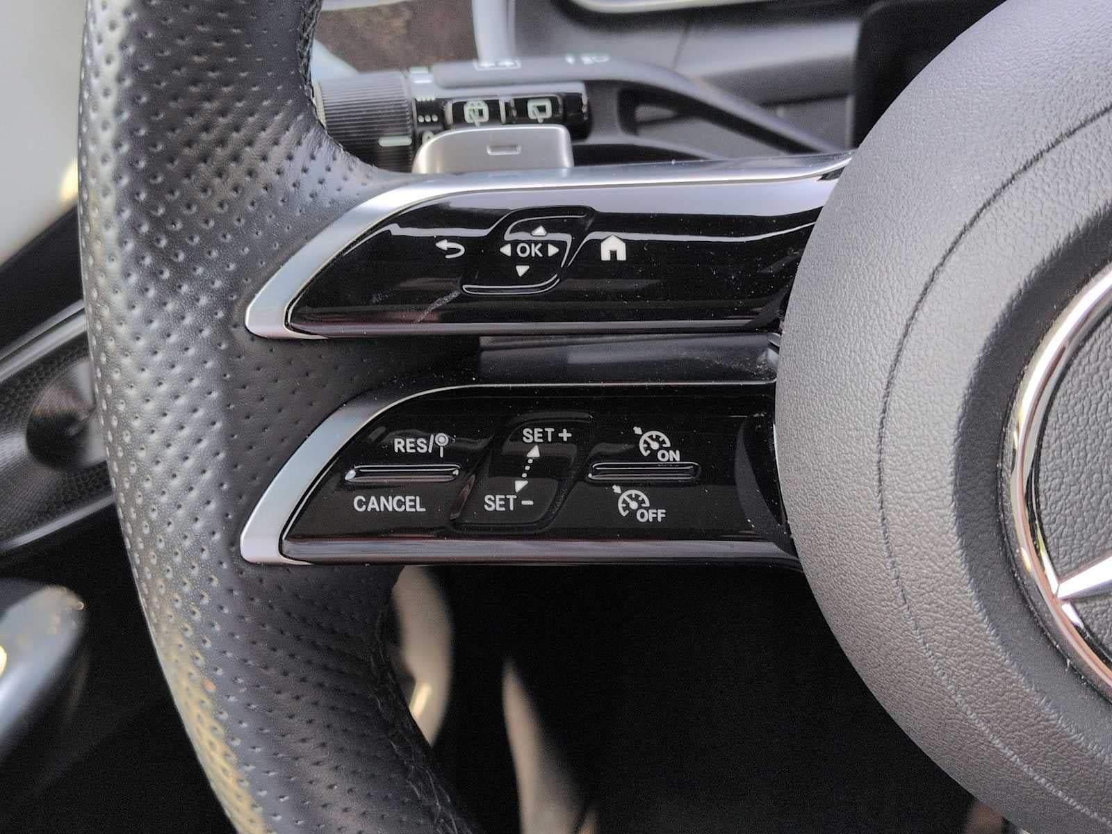 2024 Mercedes-Benz GLC 300 GLC 300