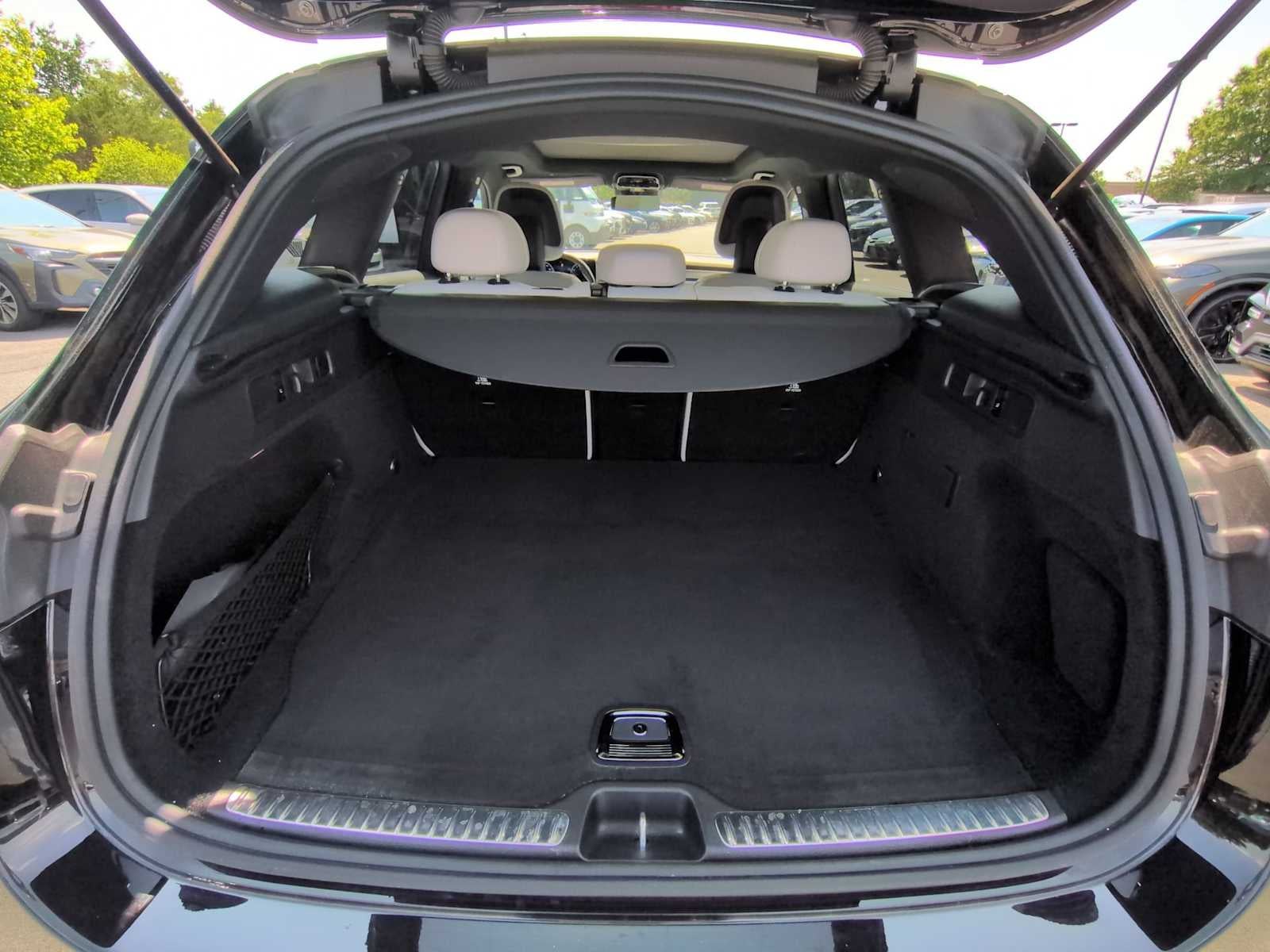 2024 Mercedes-Benz GLC 300 GLC 300
