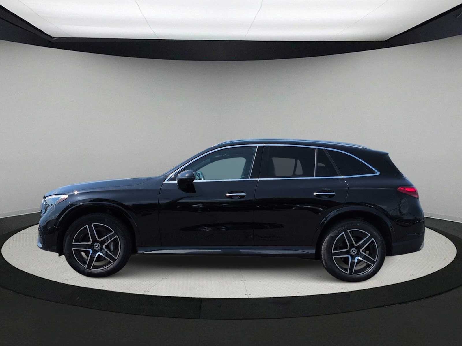 2024 Mercedes-Benz GLC 300 GLC 300