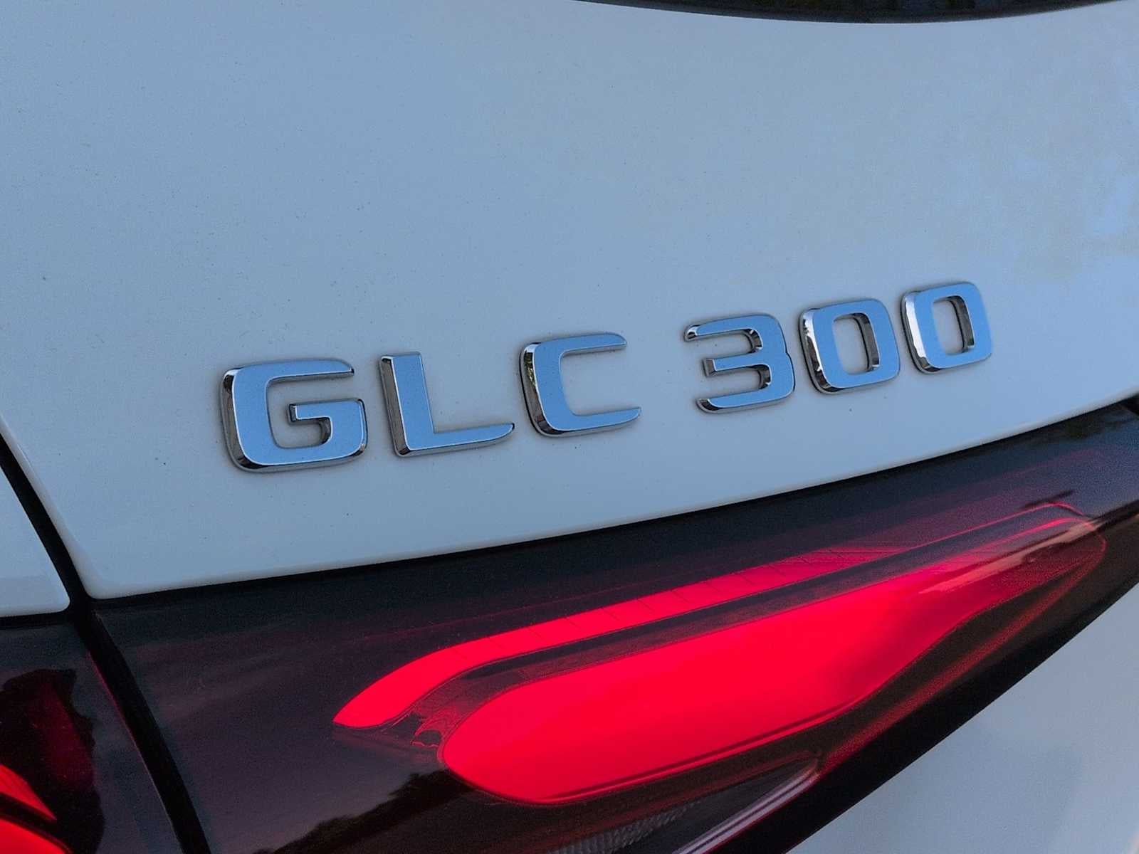 2023 Mercedes-Benz GLC 300 GLC 300