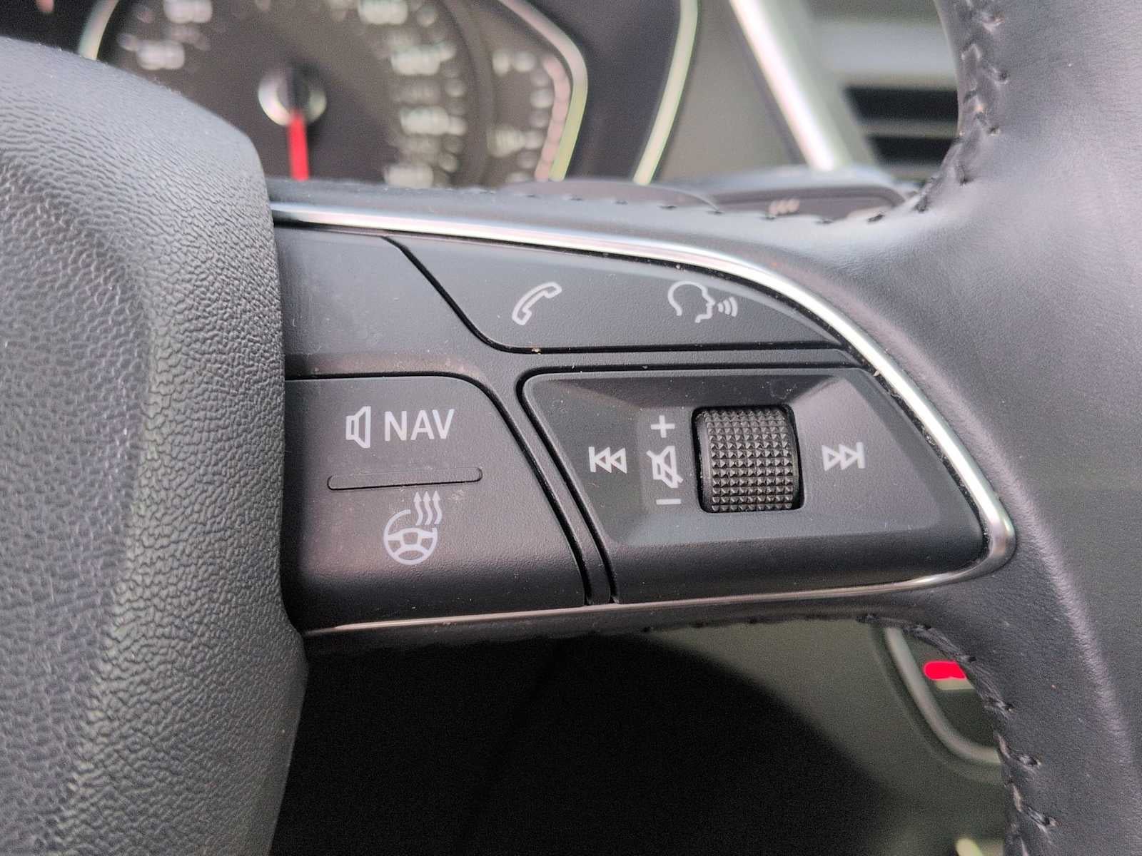 2020 Audi Q5 Titanium Premium