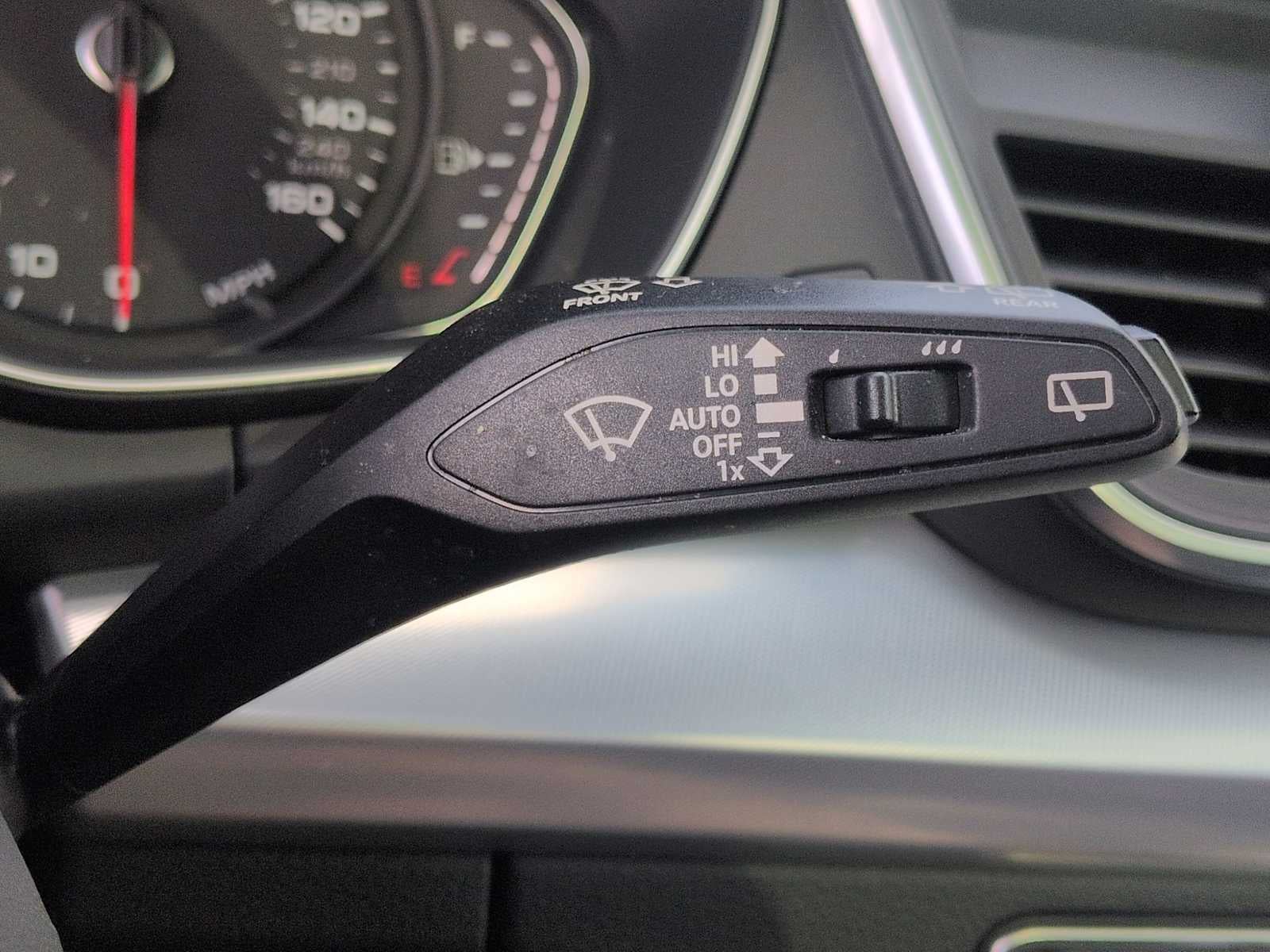 2020 Audi Q5 Titanium Premium