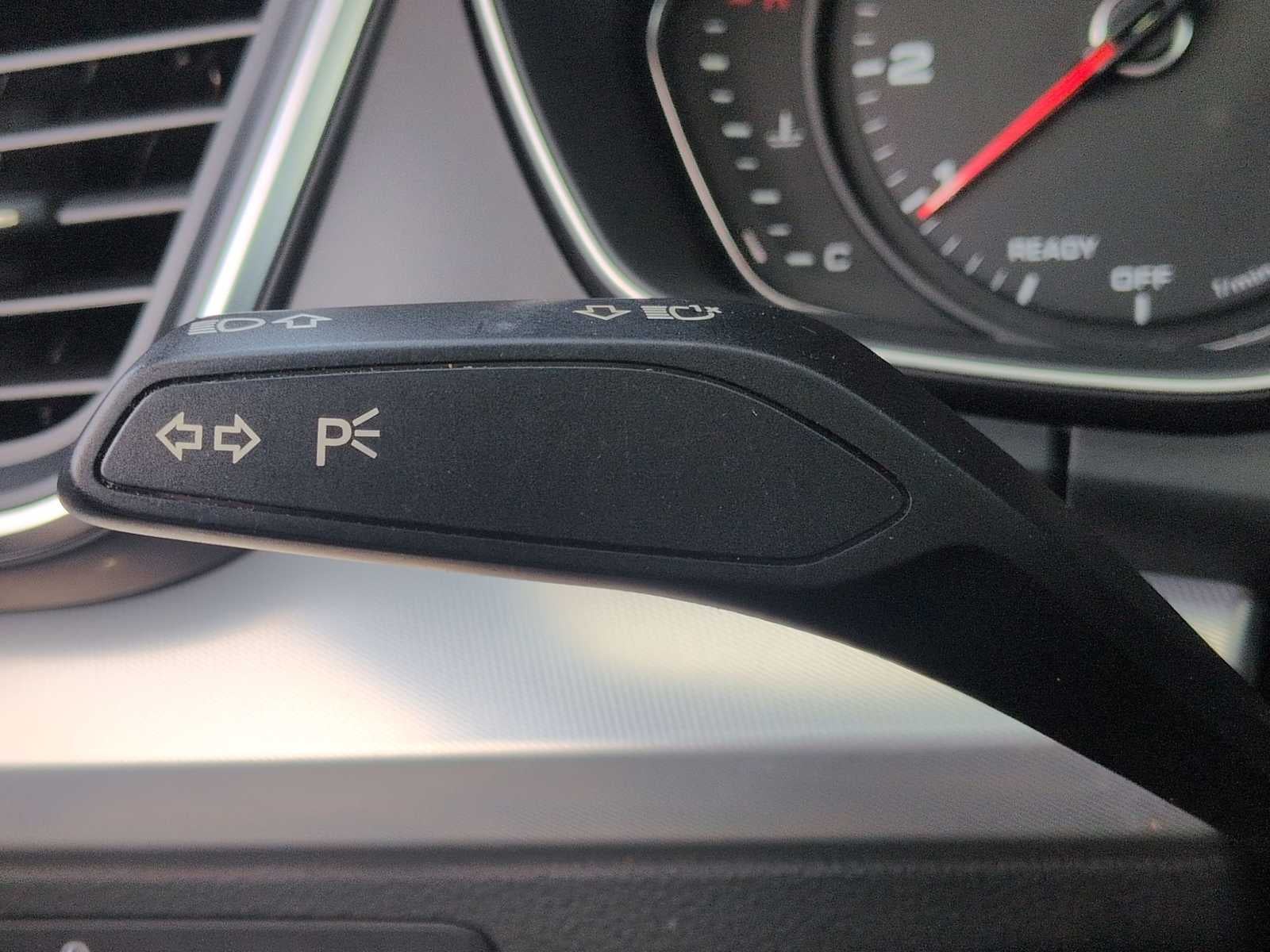 2020 Audi Q5 Titanium Premium