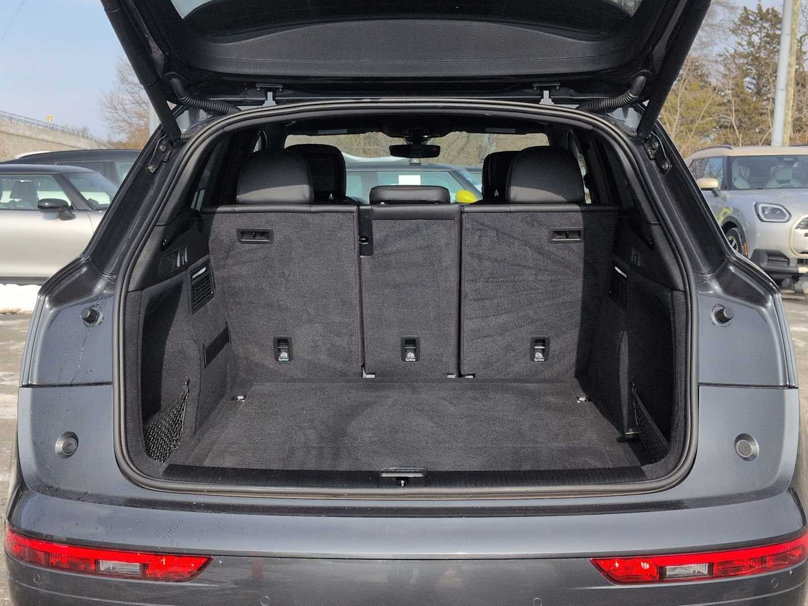 2020 Audi Q5 Titanium Premium