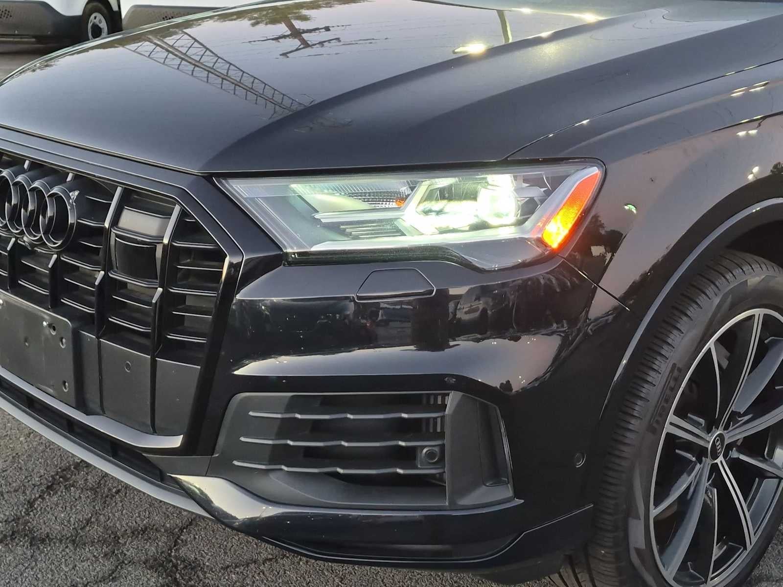2021 Audi Q7 Premium Plus