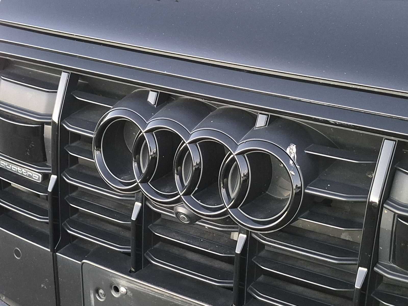 2021 Audi Q7 Premium Plus
