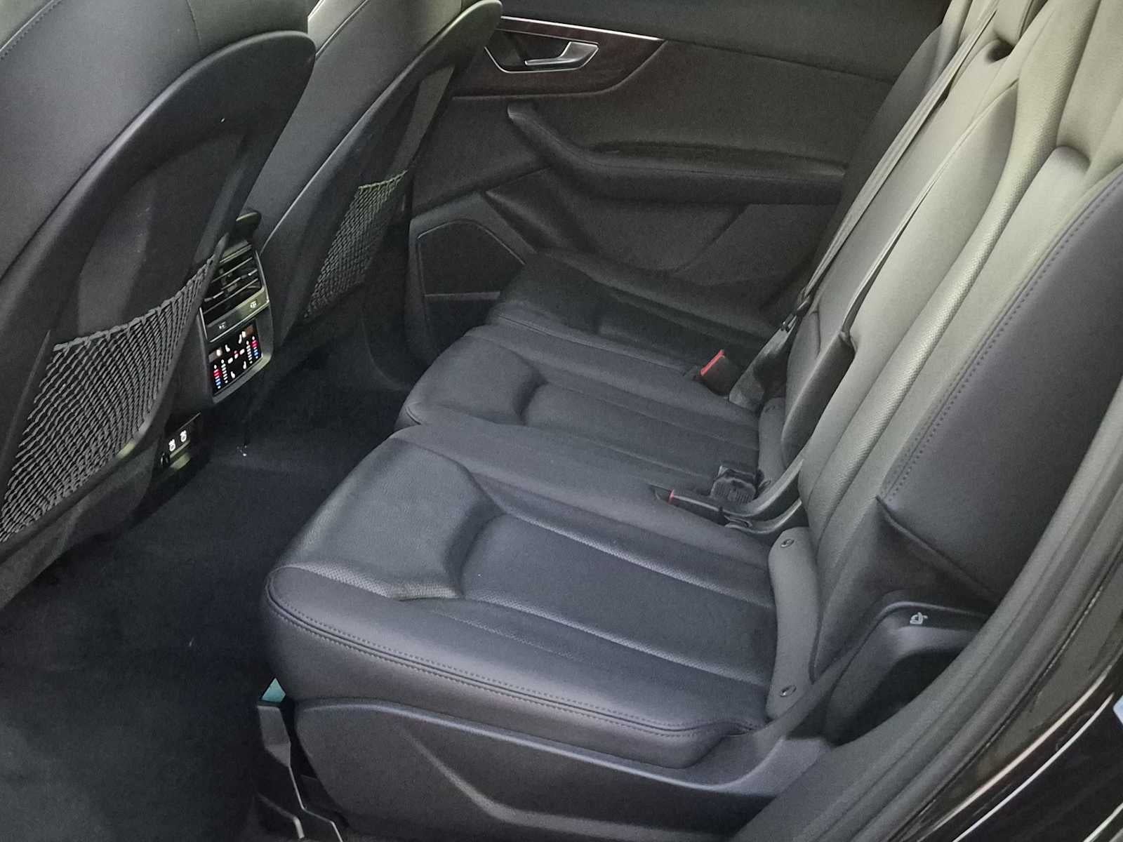 2021 Audi Q7 Premium Plus