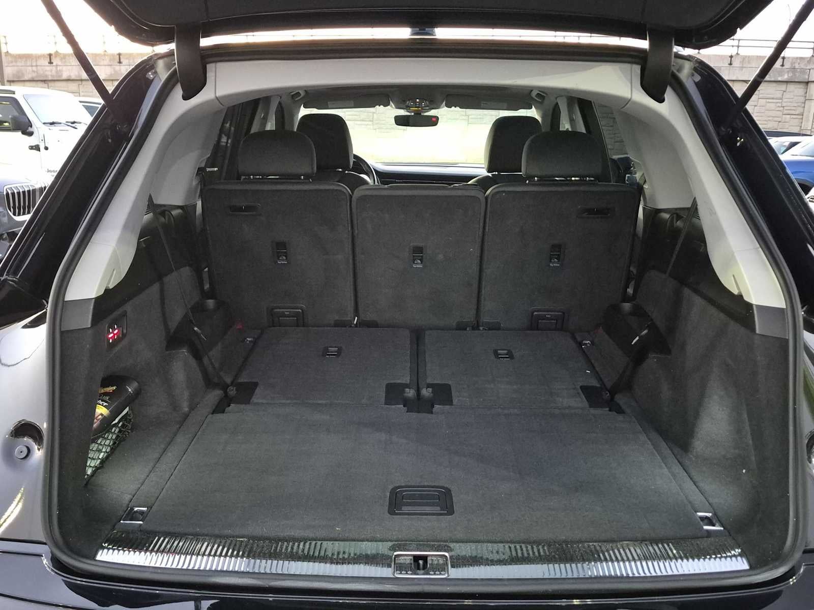 2021 Audi Q7 Premium Plus