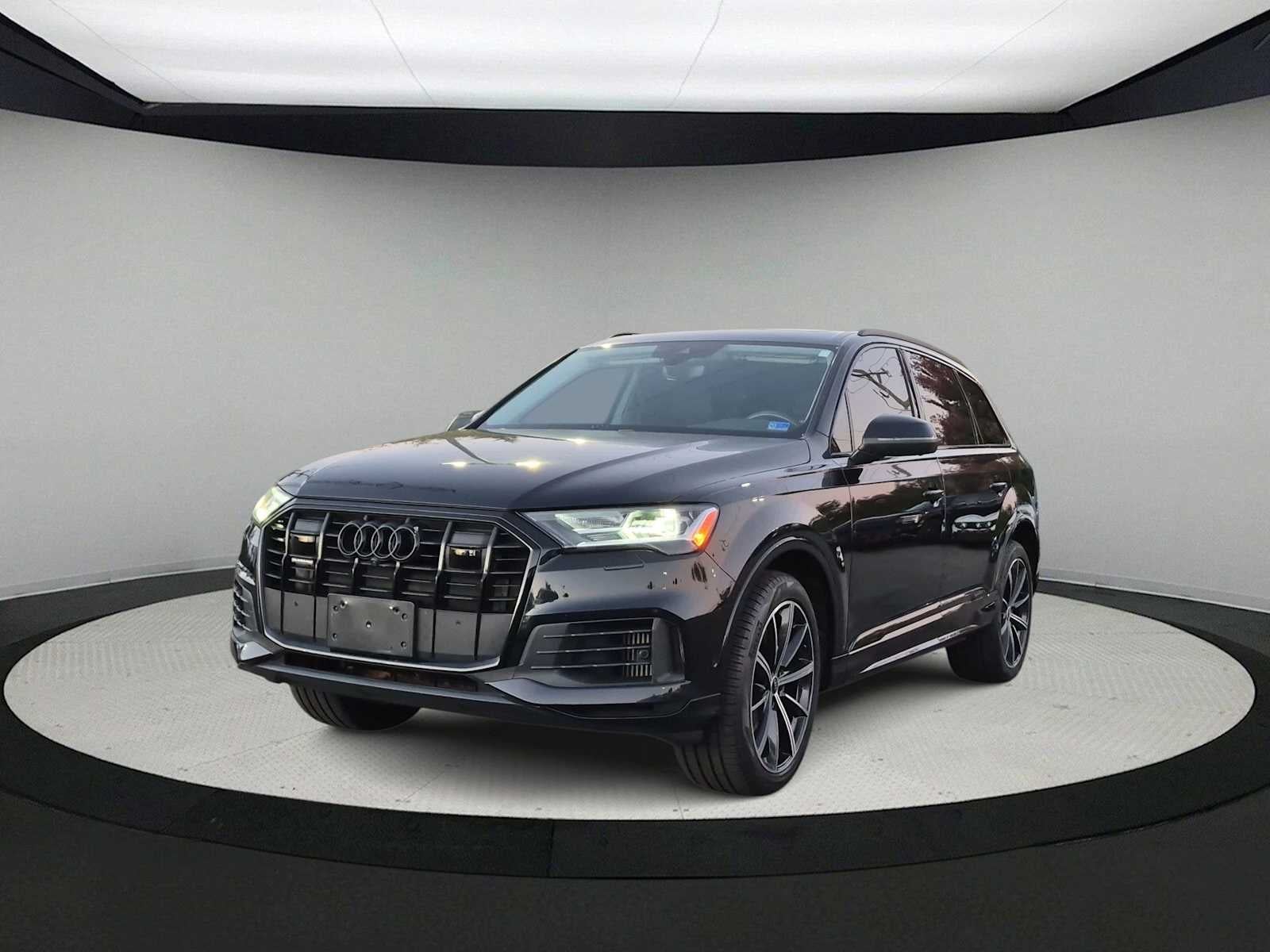 2021 Audi Q7 Premium Plus