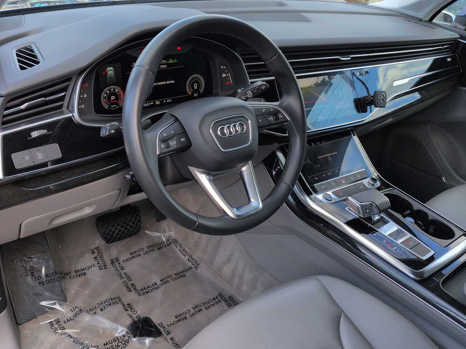 2022 Audi Q7 Premium Plus