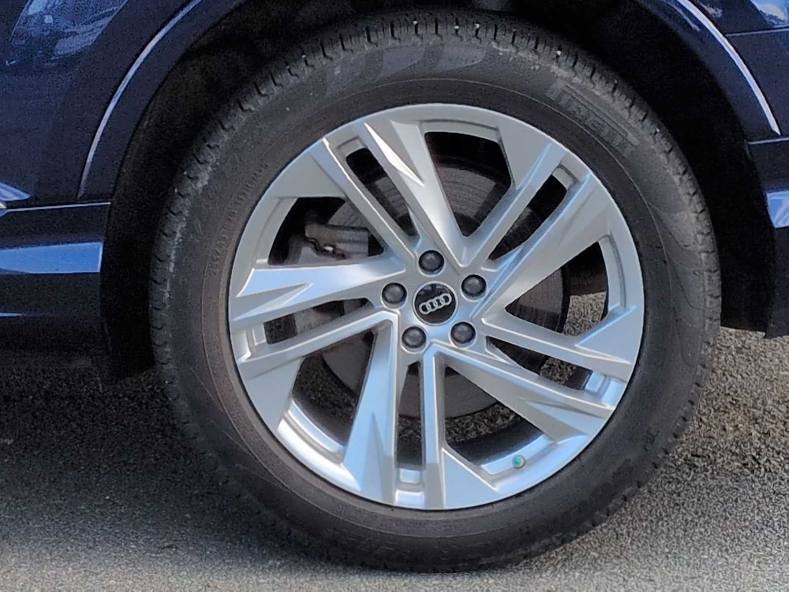 2022 Audi Q7 Premium Plus