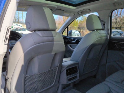 2022 Audi Q7 Premium Plus