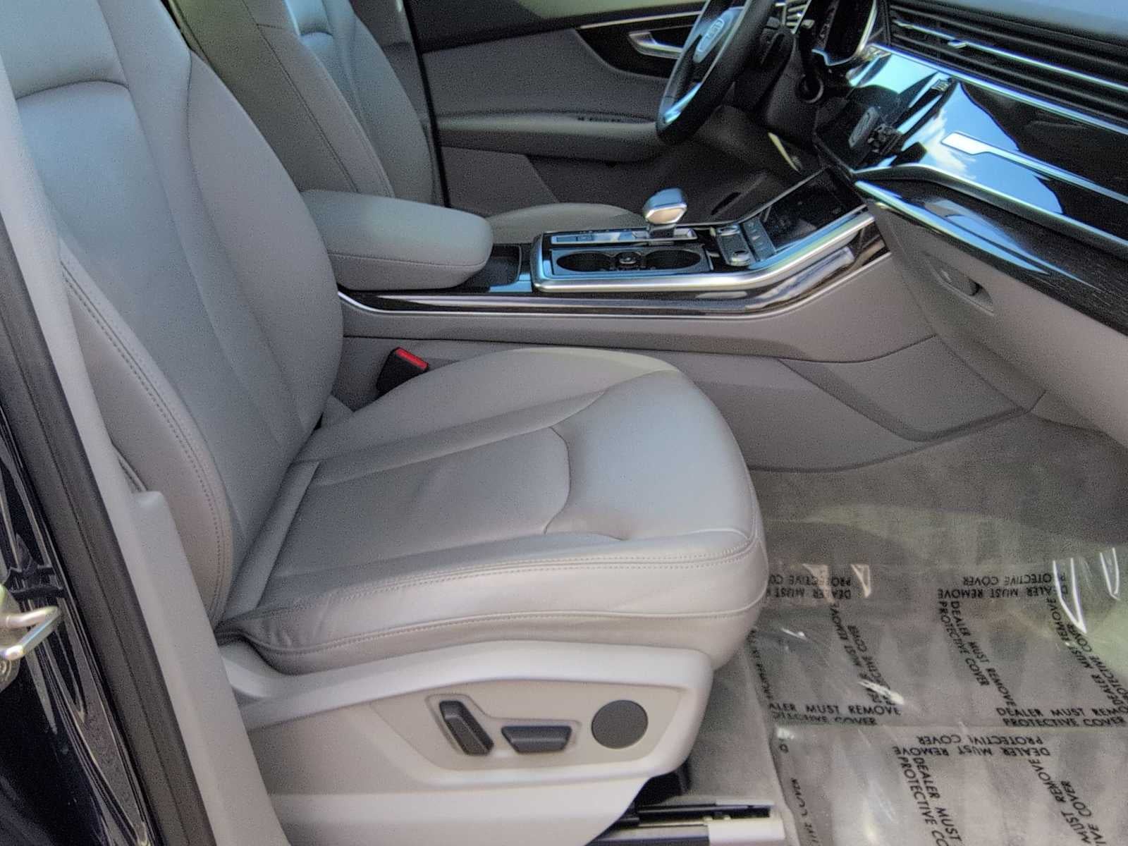 2022 Audi Q7 Premium Plus