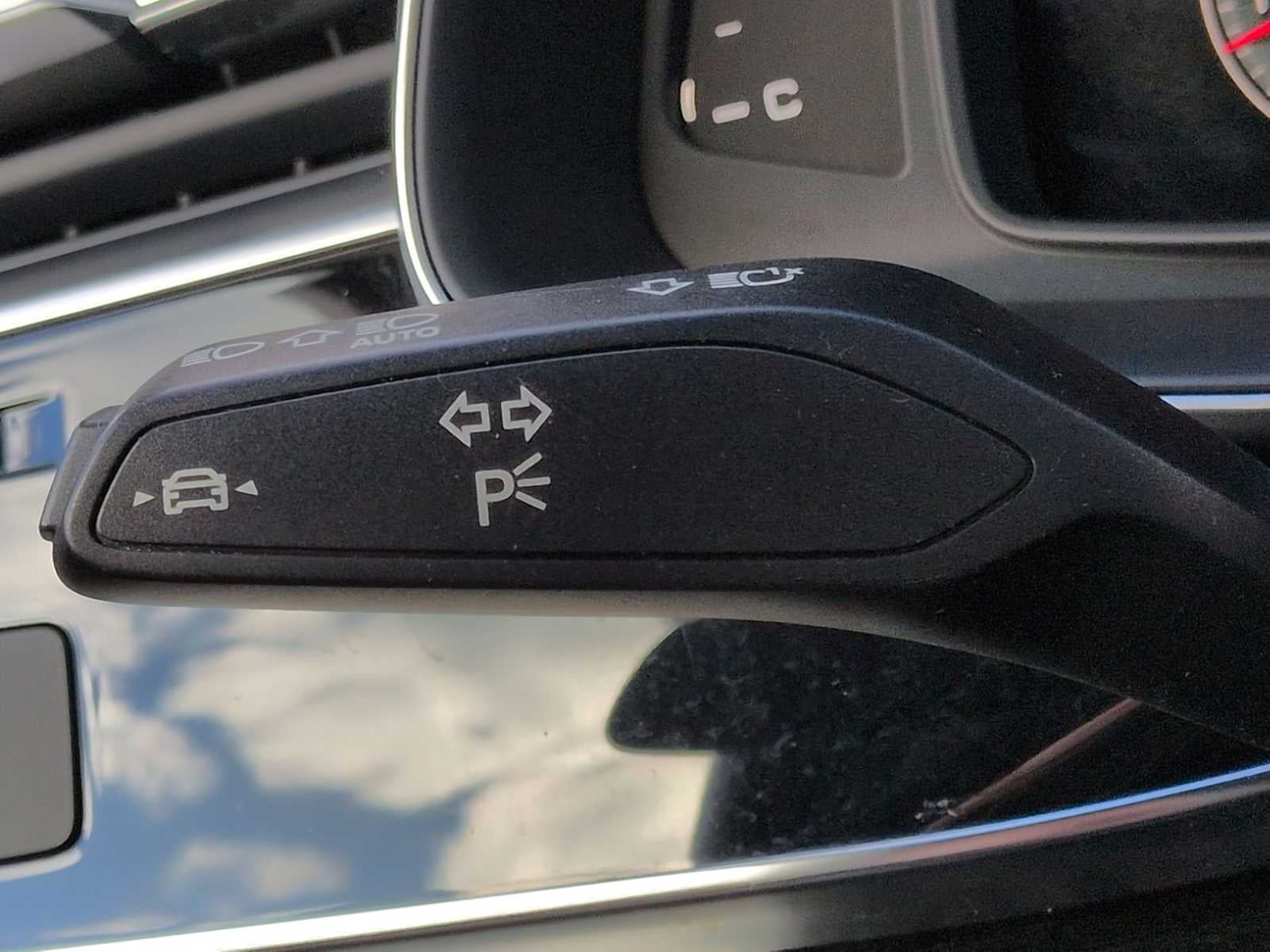 2022 Audi Q7 Premium Plus