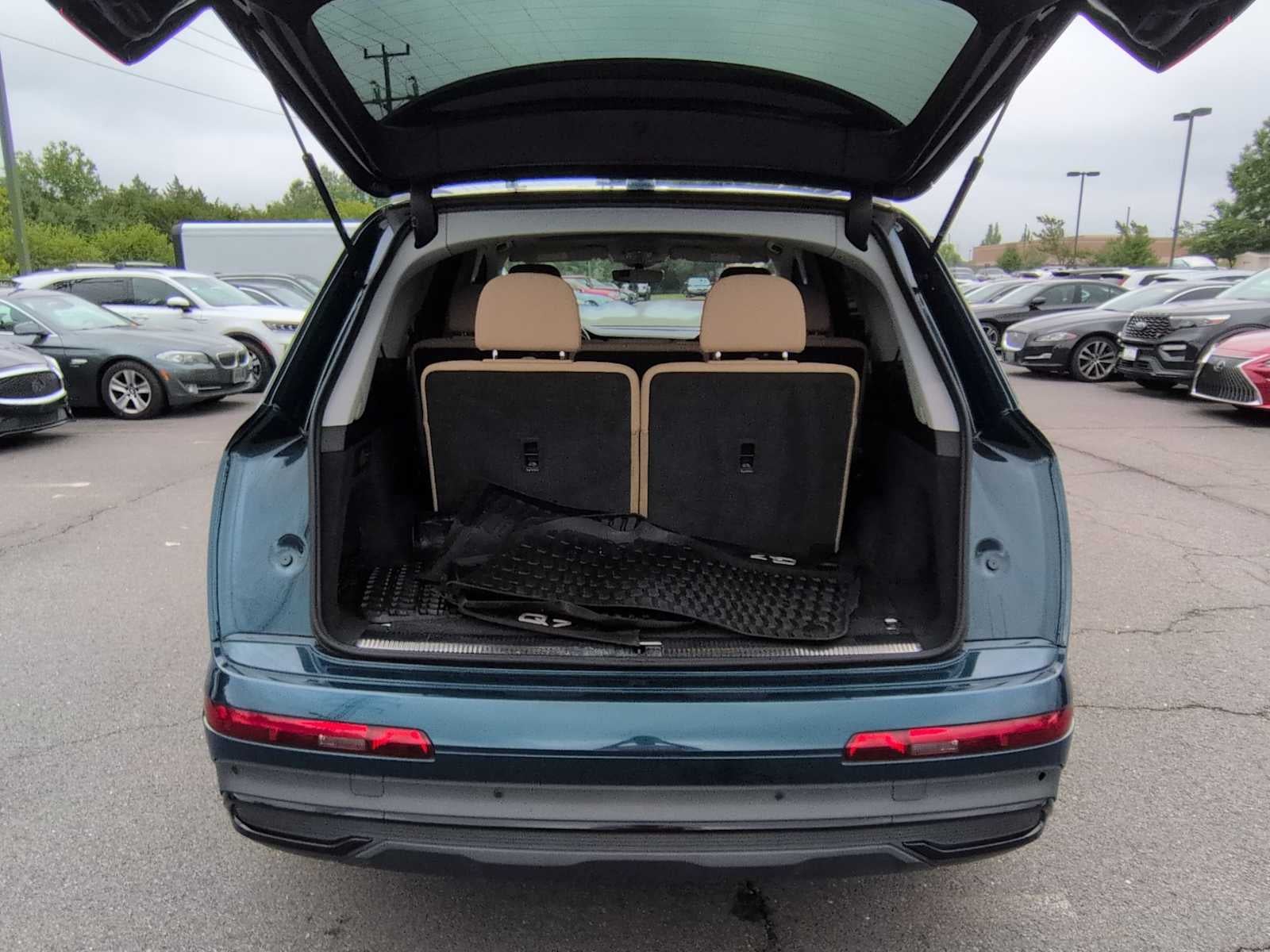 2022 Audi Q7 Prestige