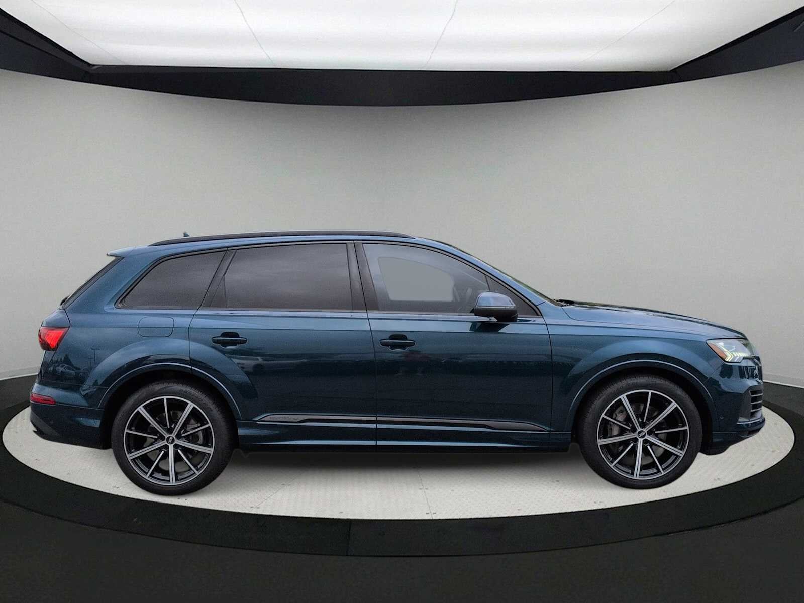 2022 Audi Q7 Prestige