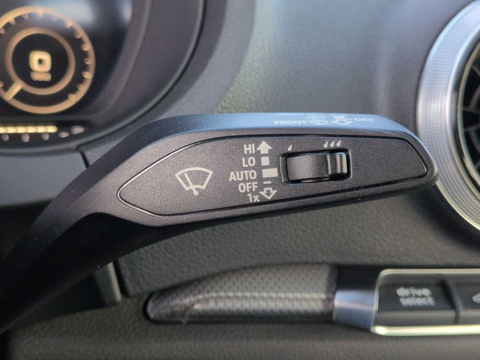 2017 Audi A3 Sportback e-tron Premium Plus