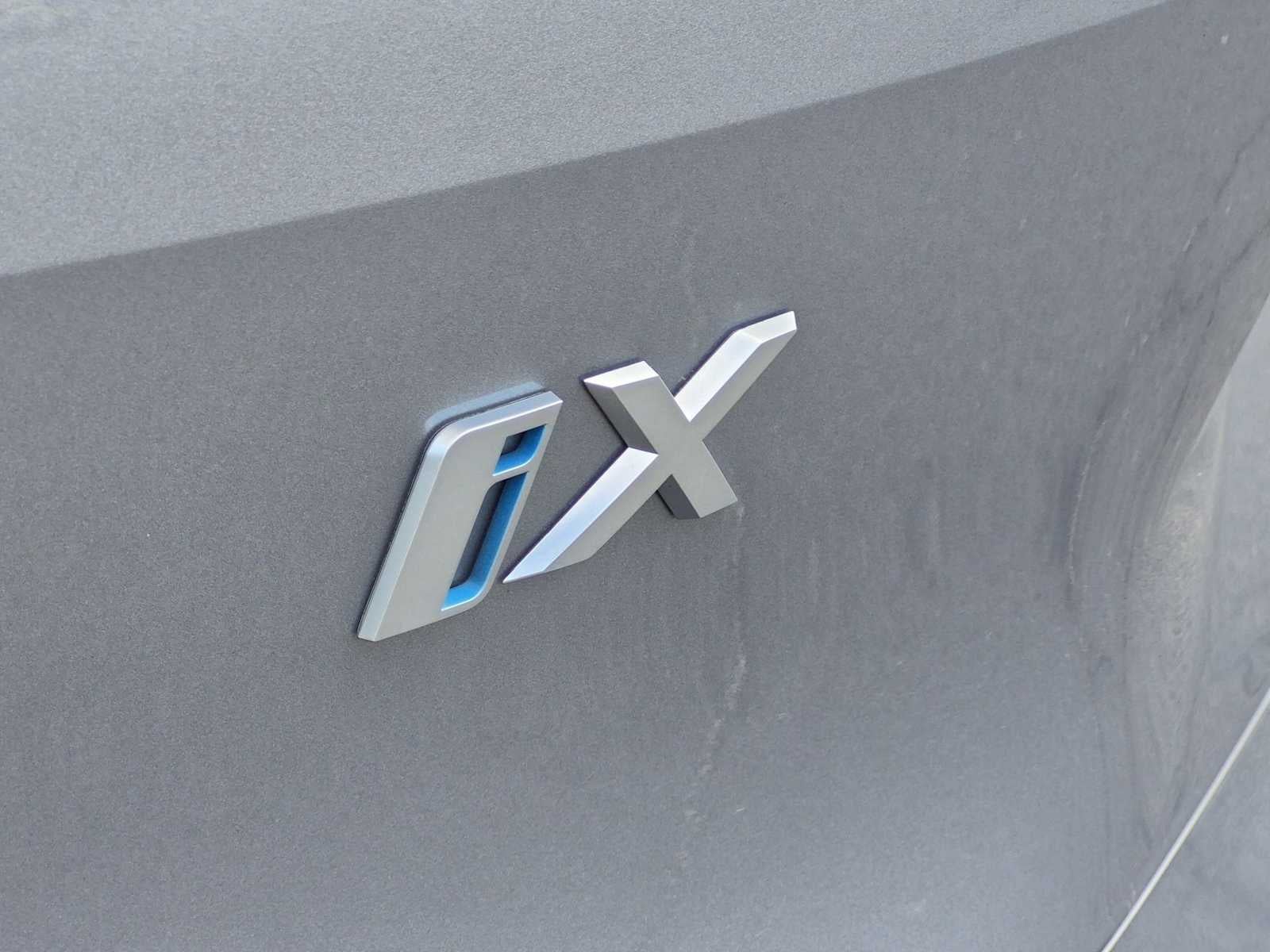 2024 BMW iX xDrive50
