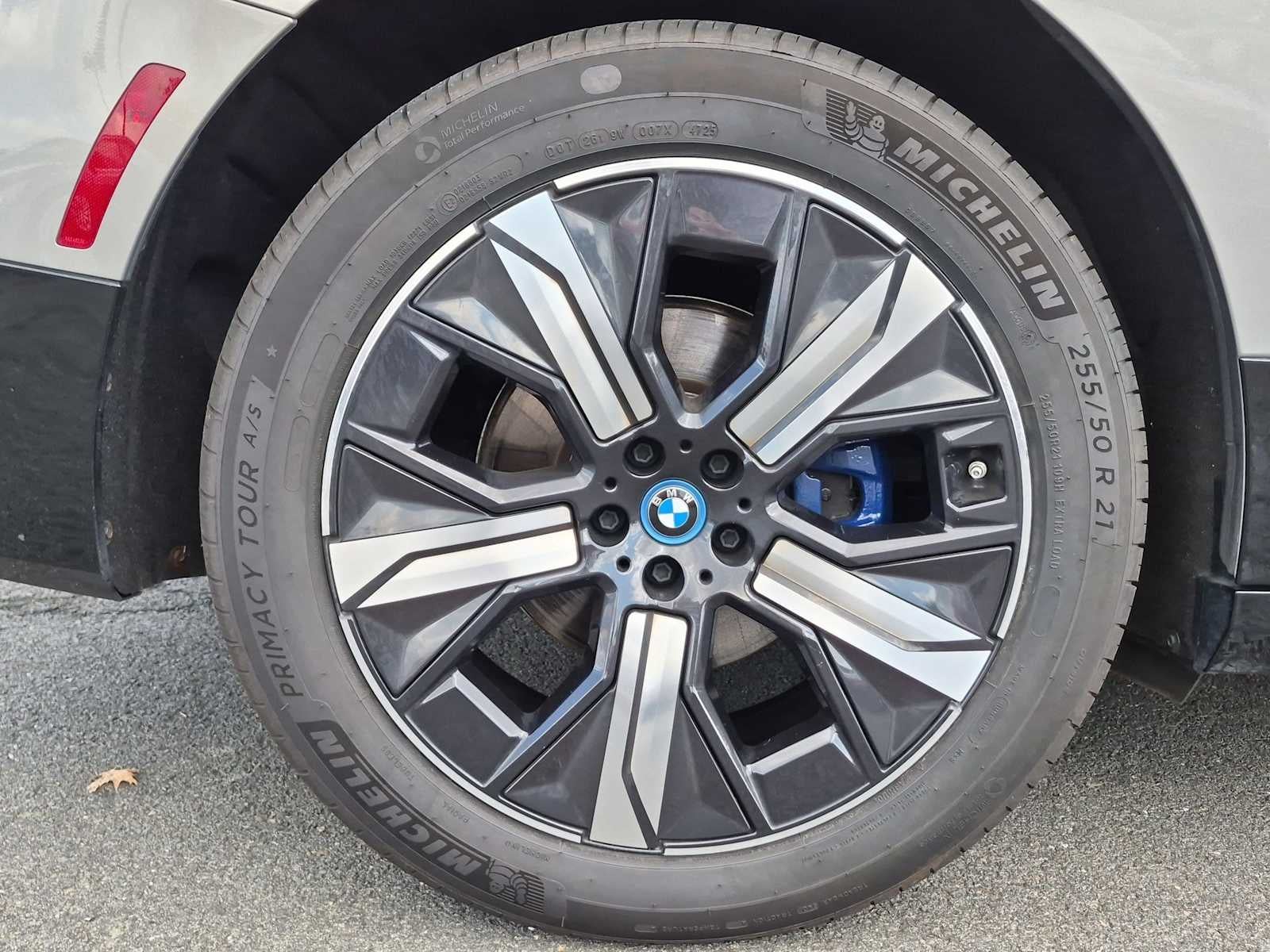 2024 BMW iX xDrive50
