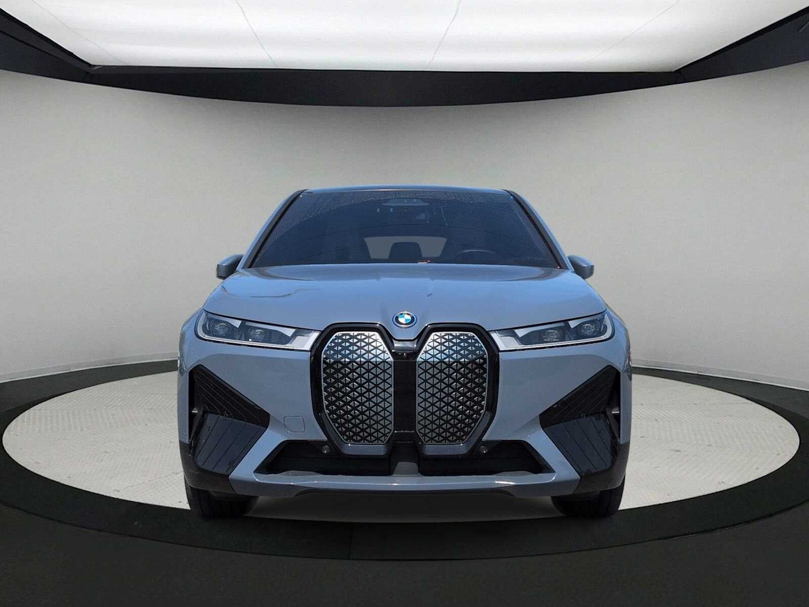 2024 BMW iX xDrive50