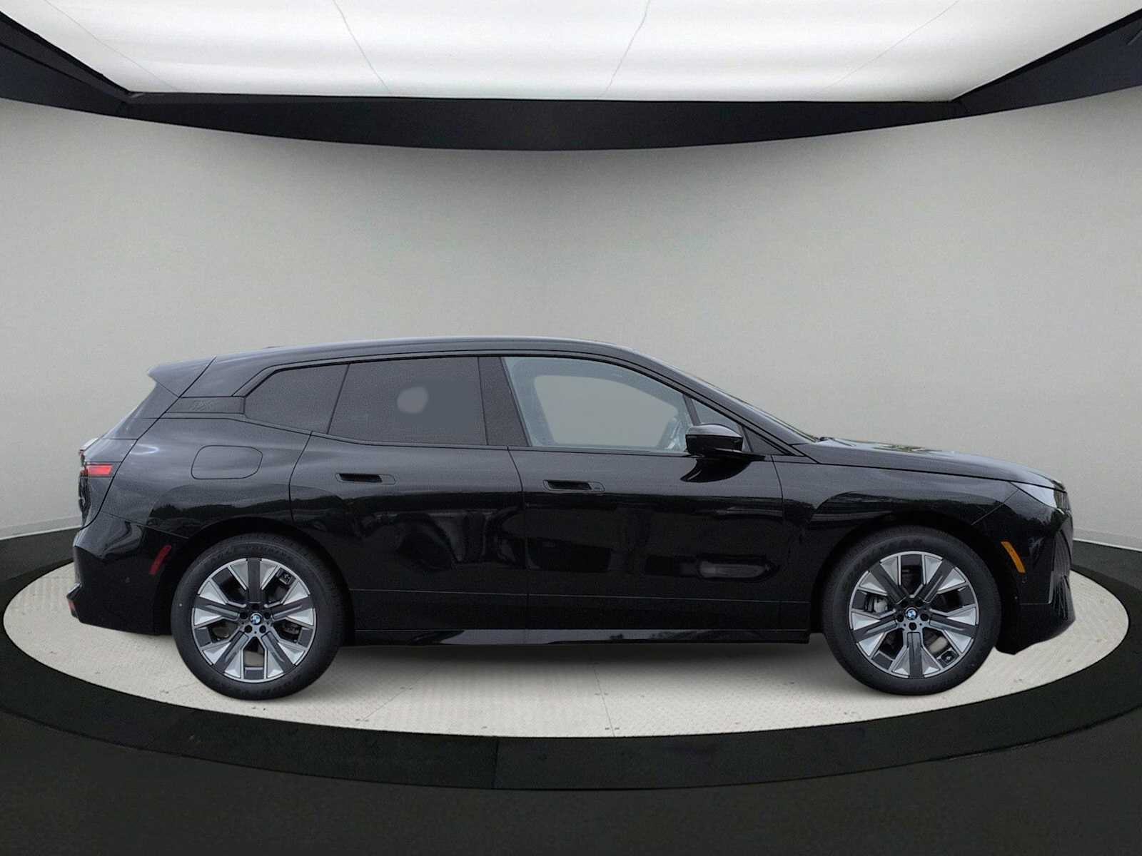 2026 BMW iX xDrive45